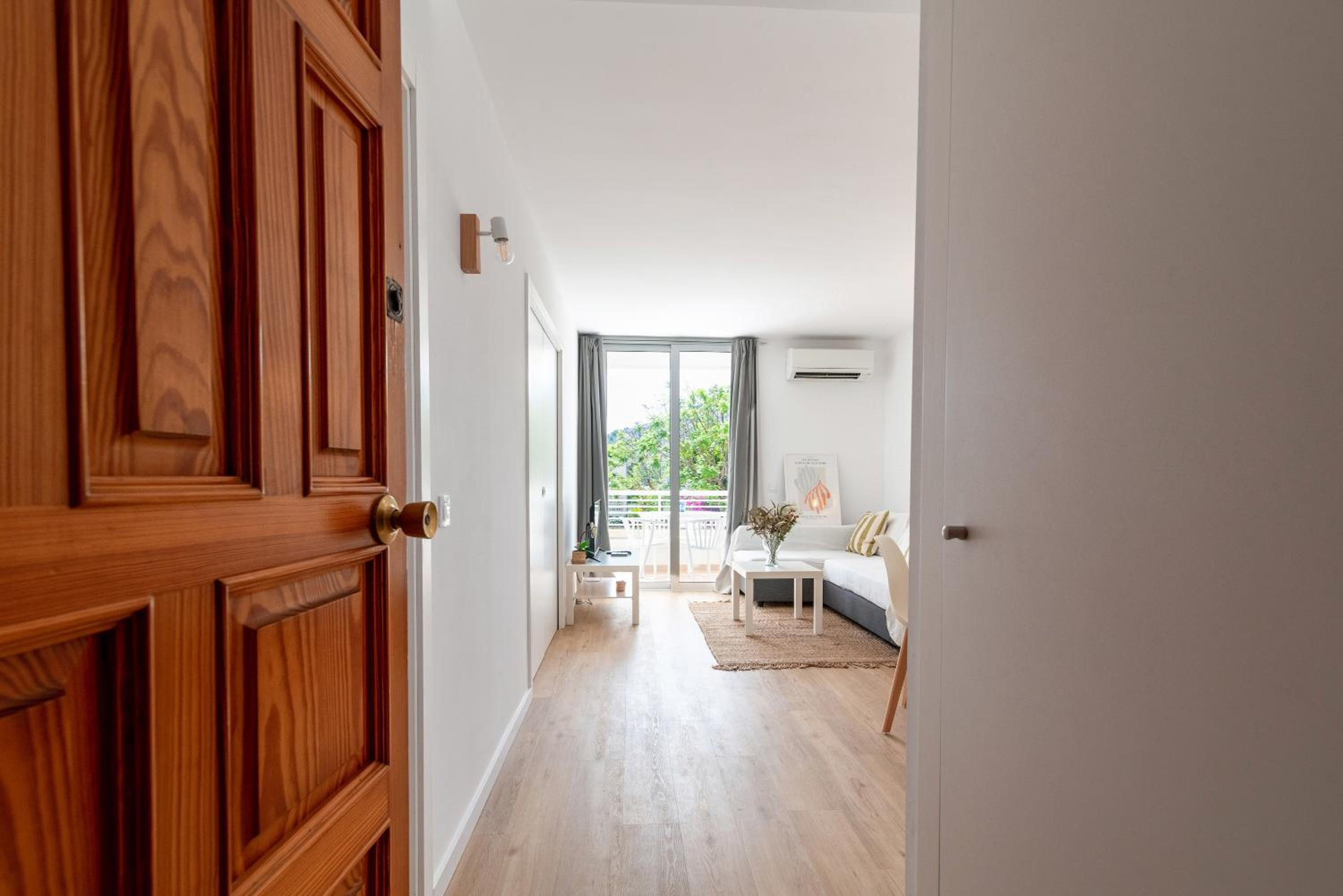 Bellamar Apartments photo 2