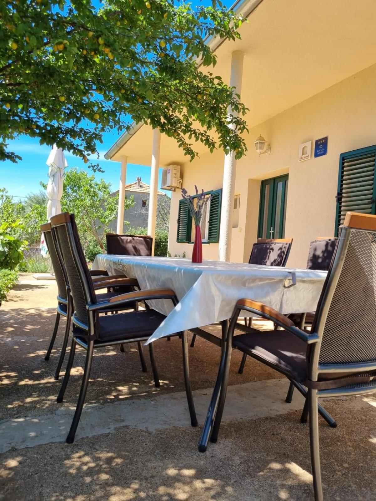 Holiday house Cikola view 4