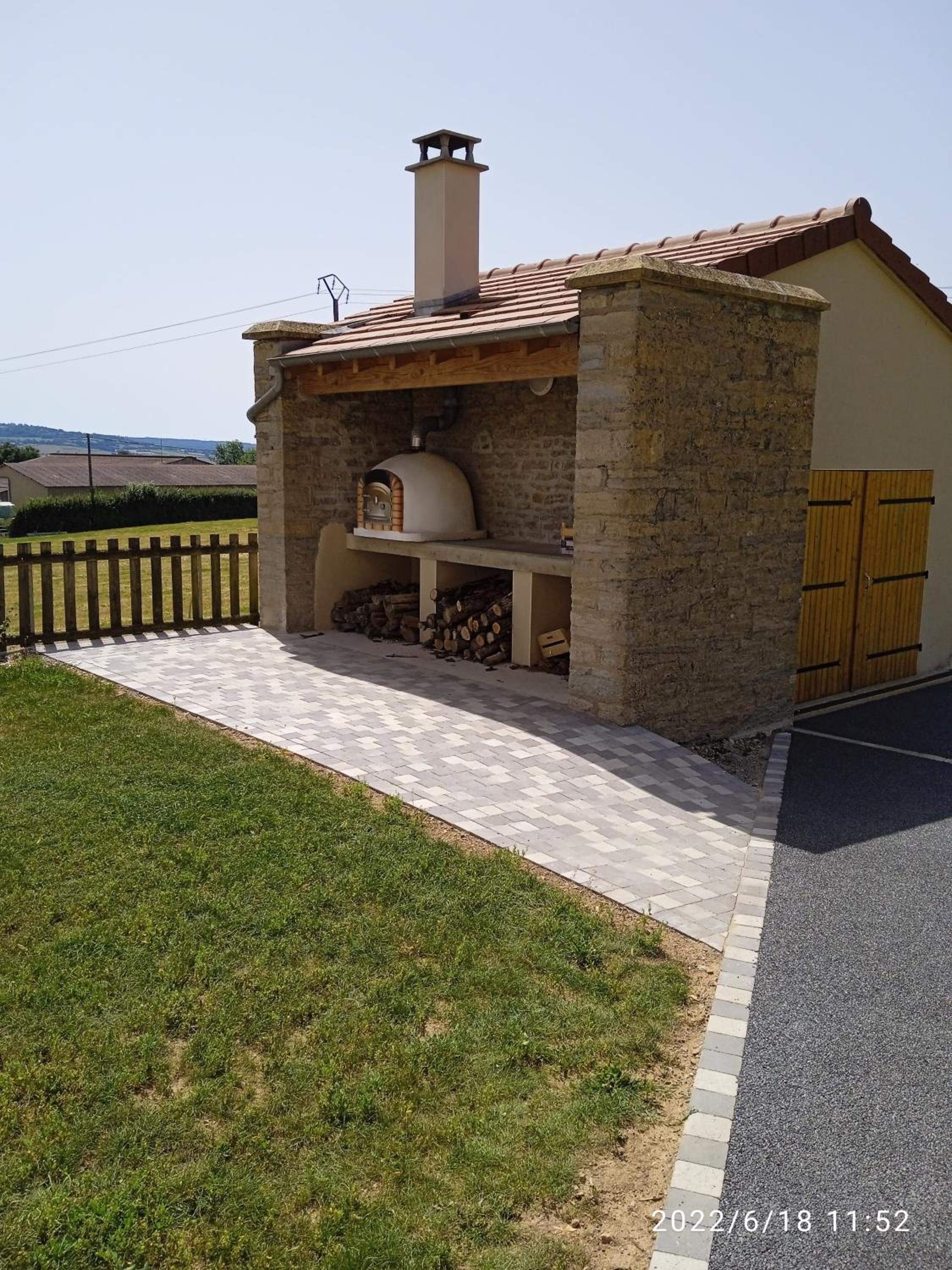 Photo 19