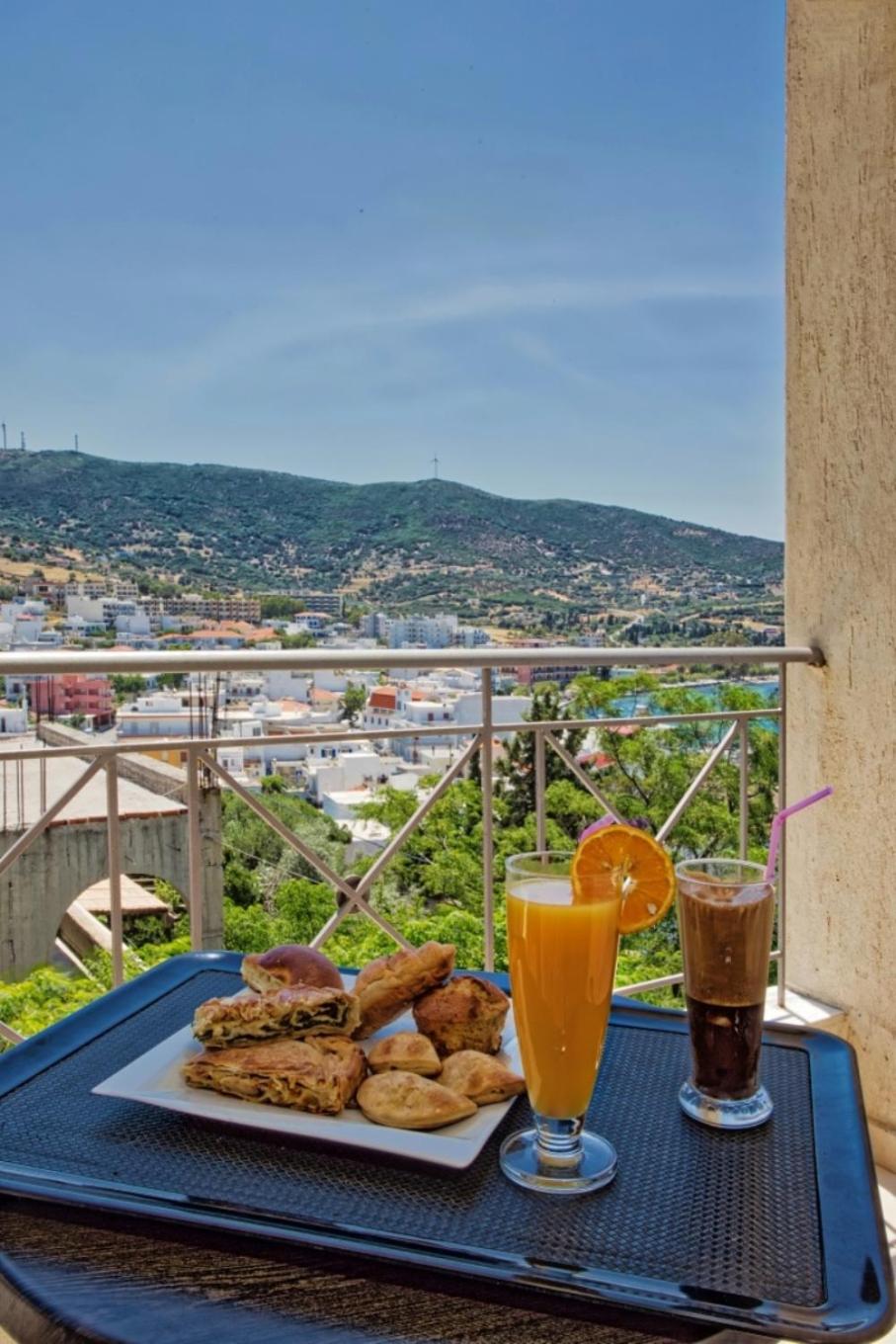 Thea Hotel - Studios & Suites