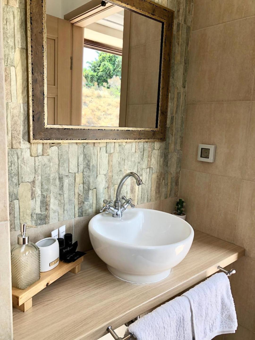 Elaion mini suites view 3