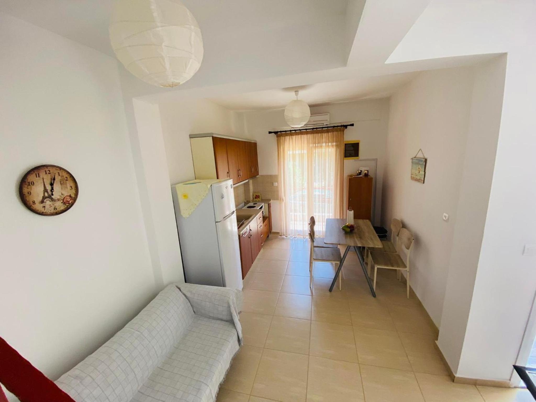 Chrisa's Guest House photo 5