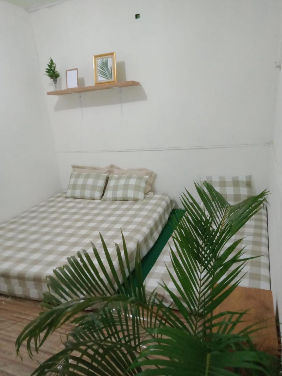 LORENT HOSTEL
