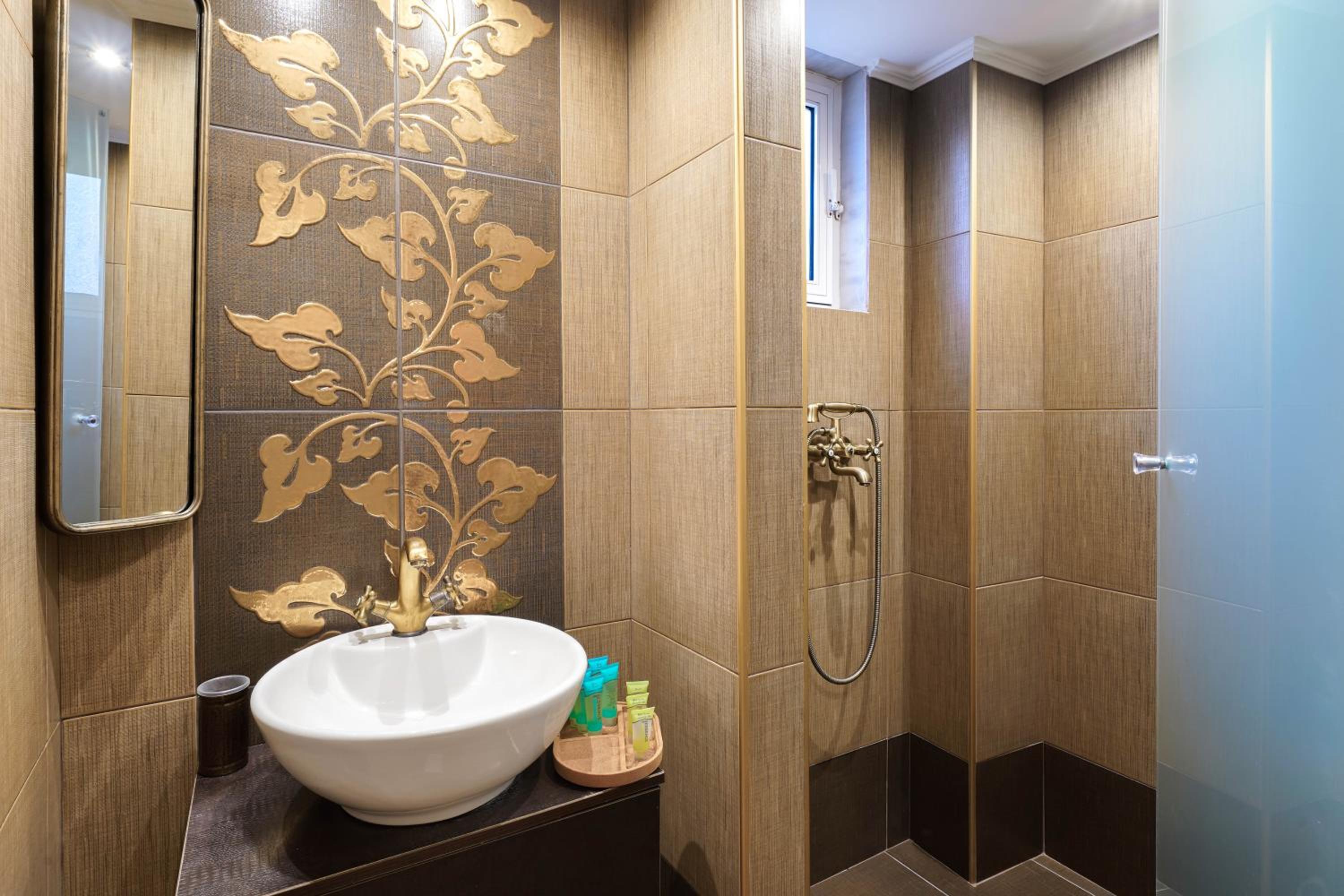 Luxury House Niso view 2