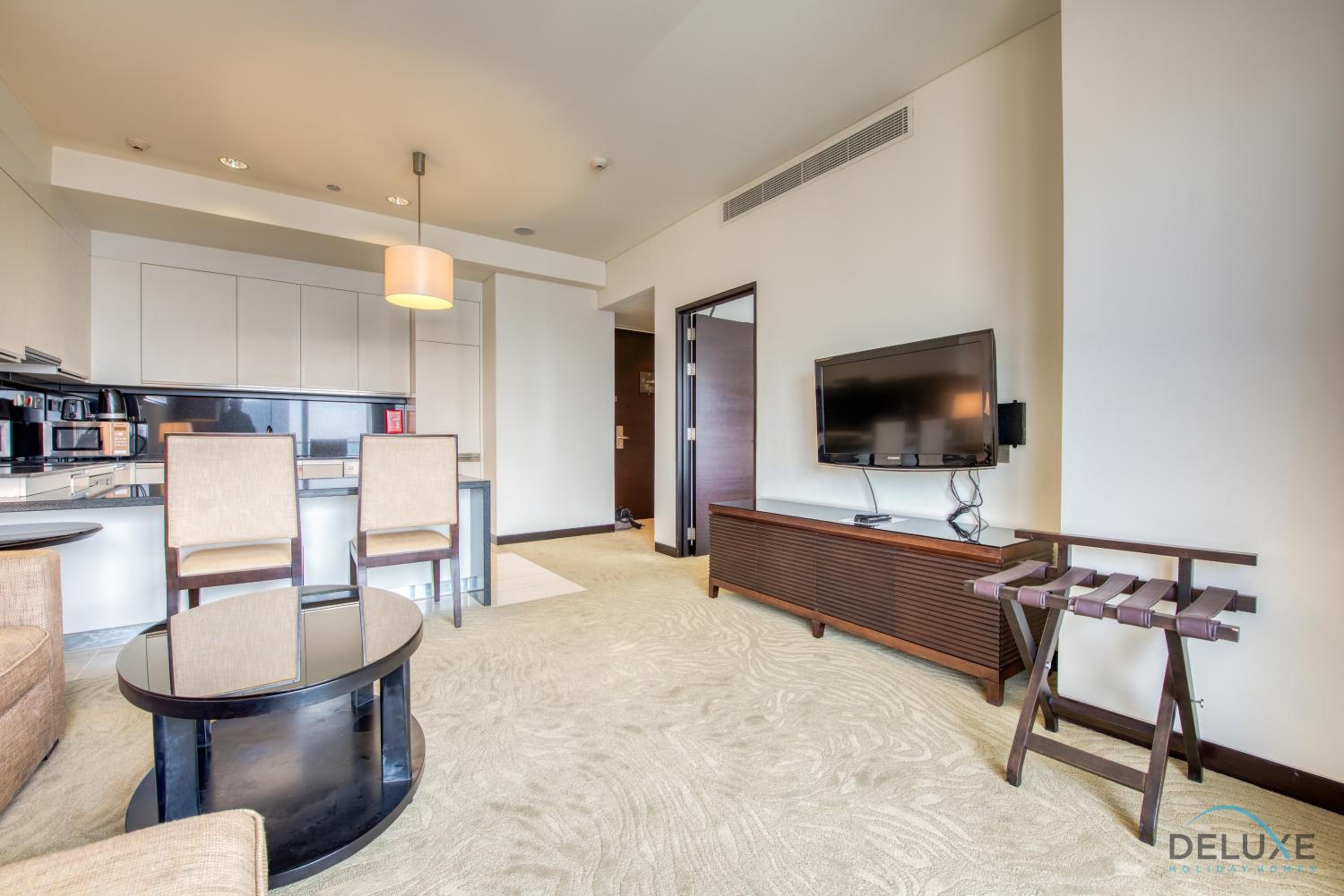 Lush 1 BR at The Address Residences Dubai Marina by Deluxe Holiday Homes