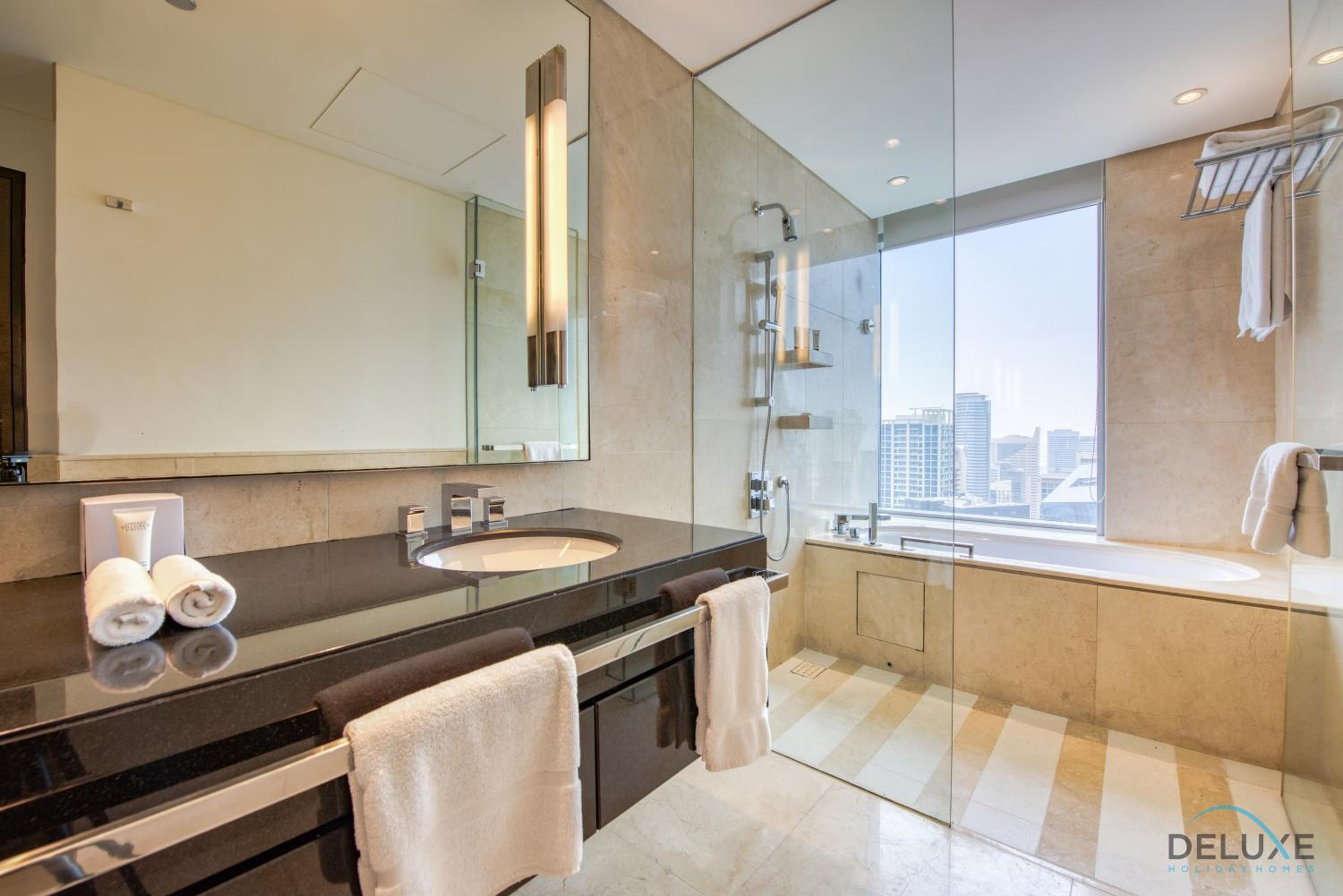 Lush 1 BR at The Address Residences Dubai Marina by Deluxe Holiday Homes