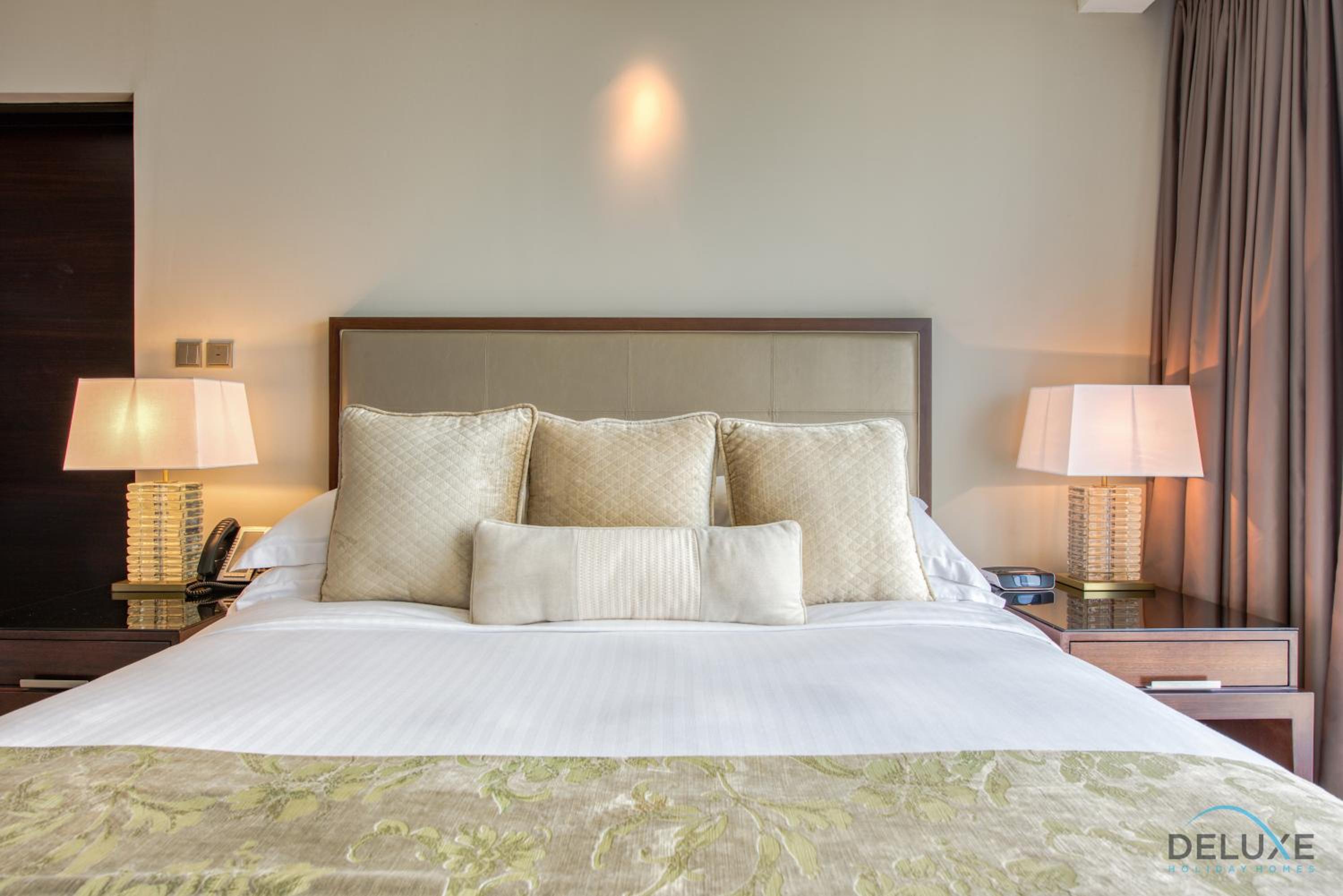 Lush 1 BR at The Address Residences Dubai Marina by Deluxe Holiday Homes