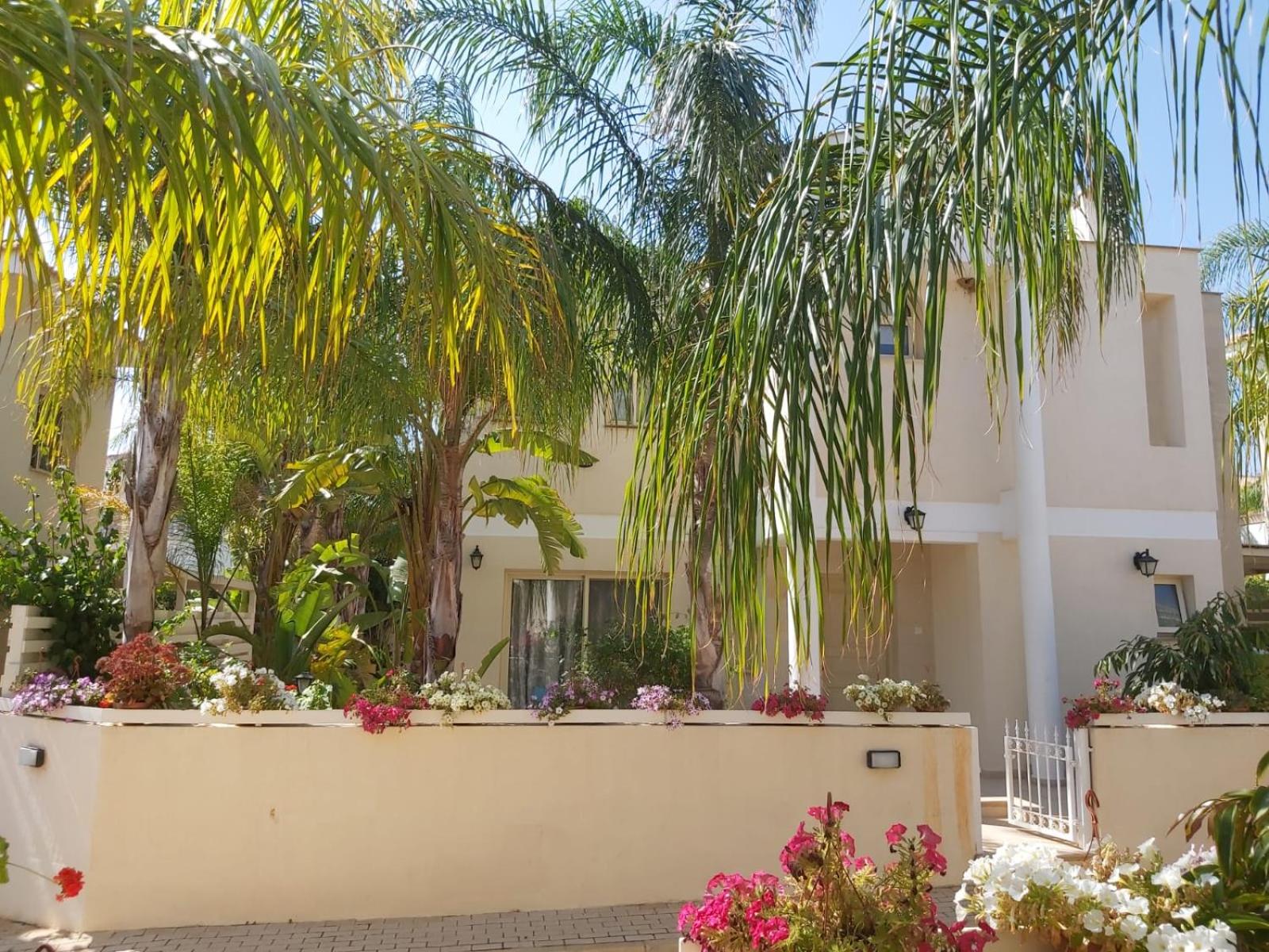 Anthorina Villa 6