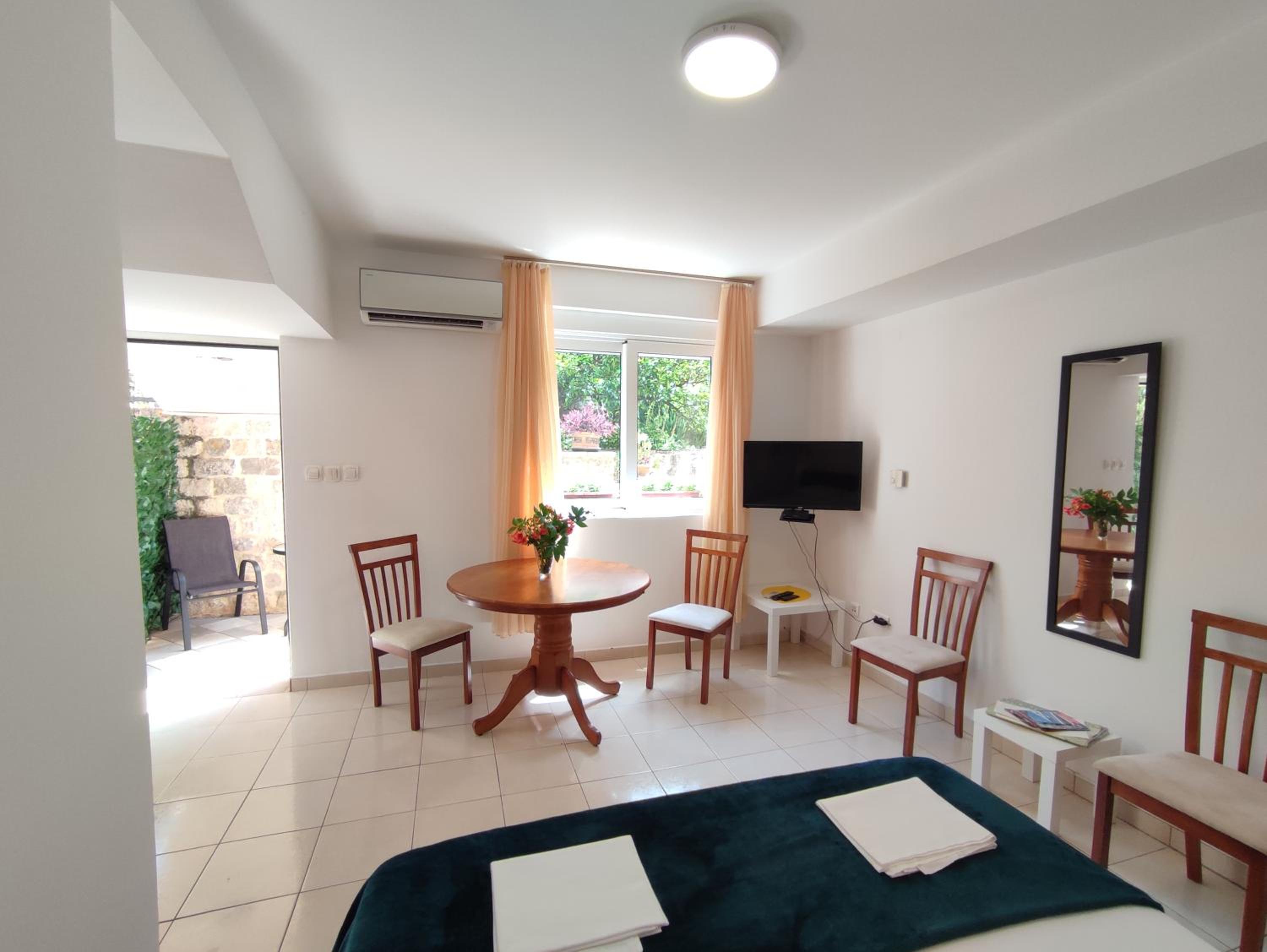 Studio Apartman Radimir view 2