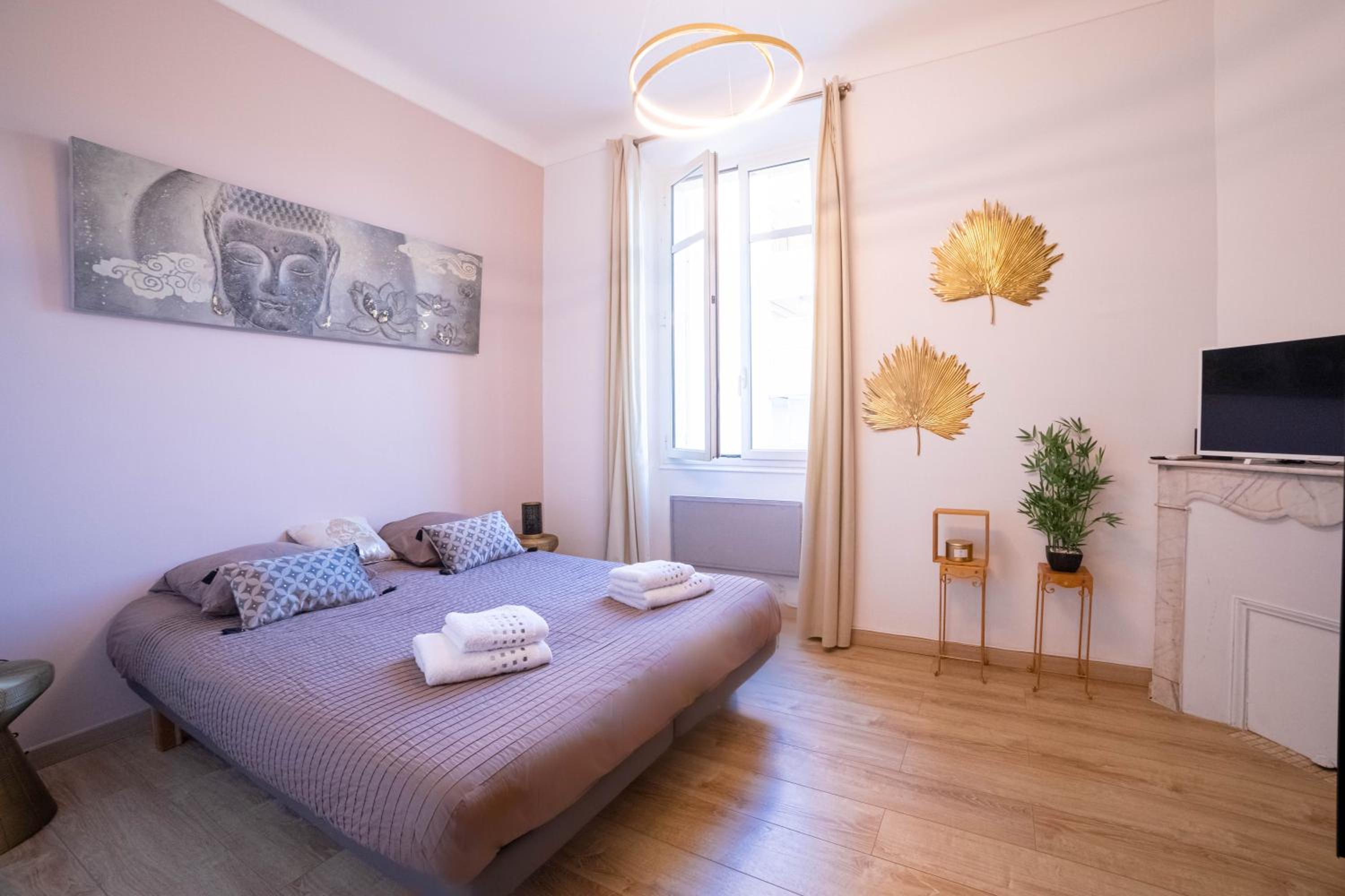 Smile Apartment
