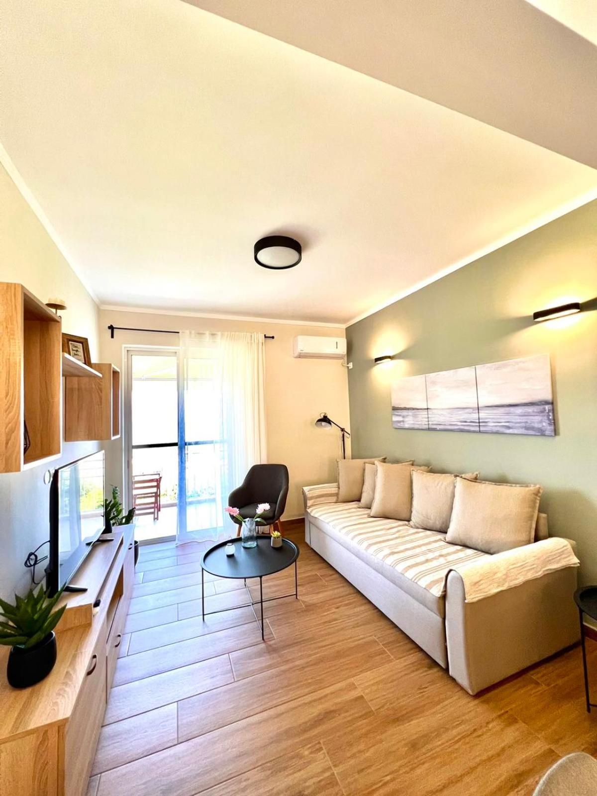 Cosy Apartment with Great Views view 4
