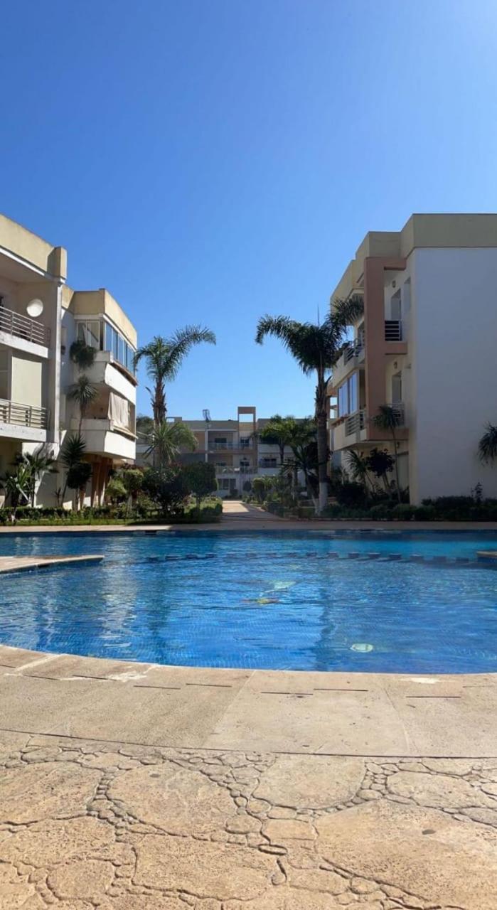 Superbe appart dans une résidence avec piscine