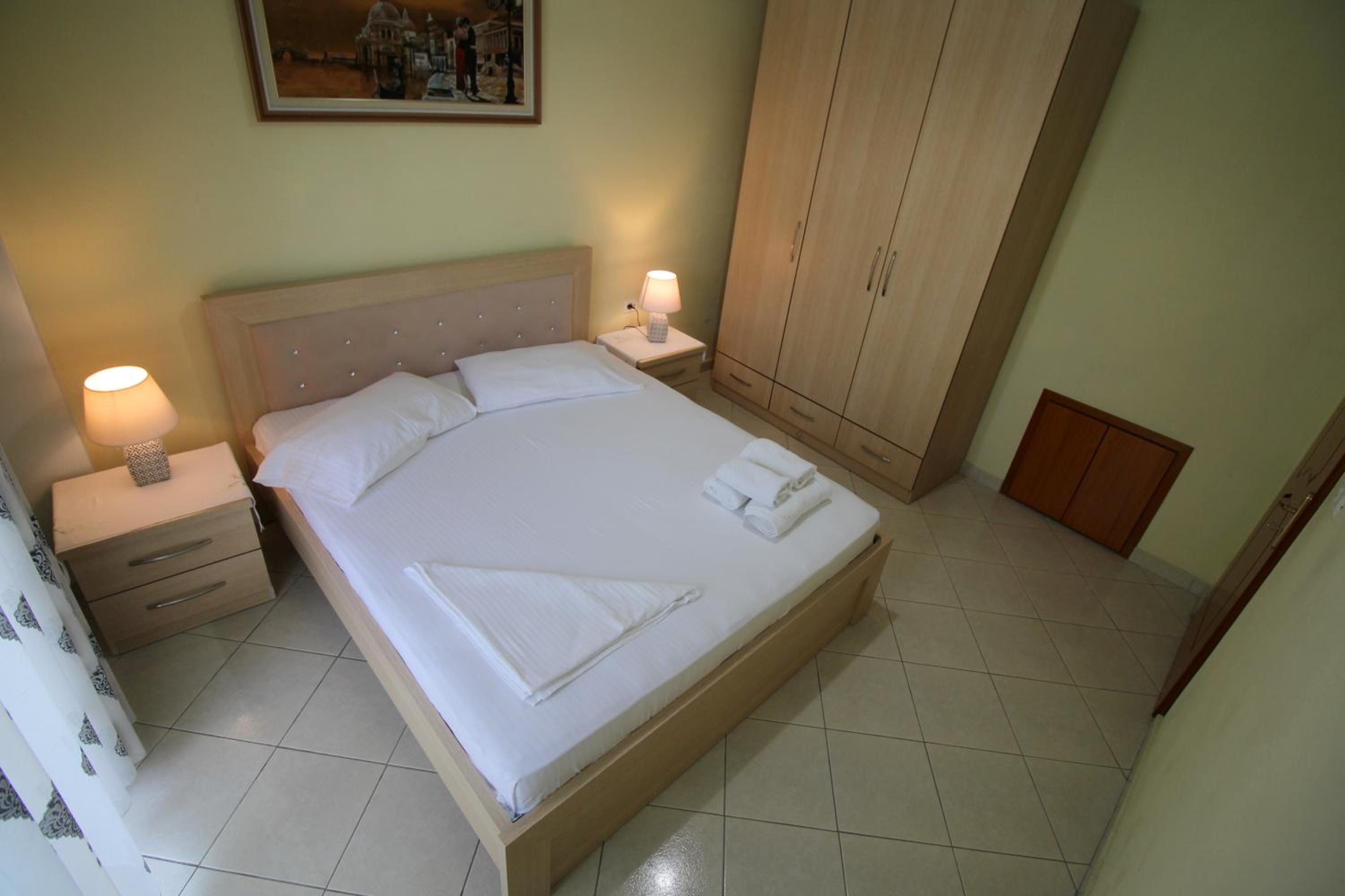 Doka Center Apartments