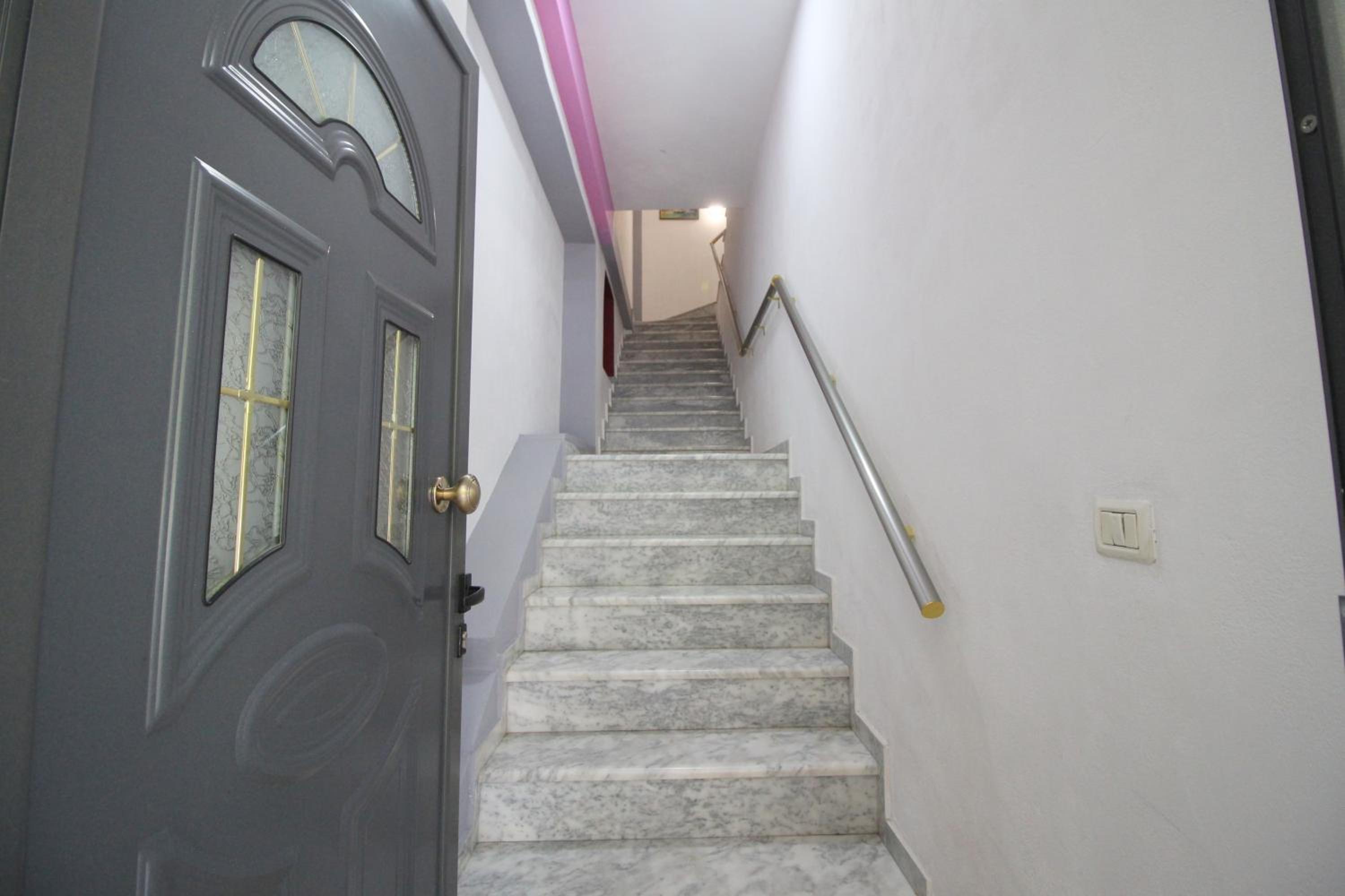 Doka Center Apartments