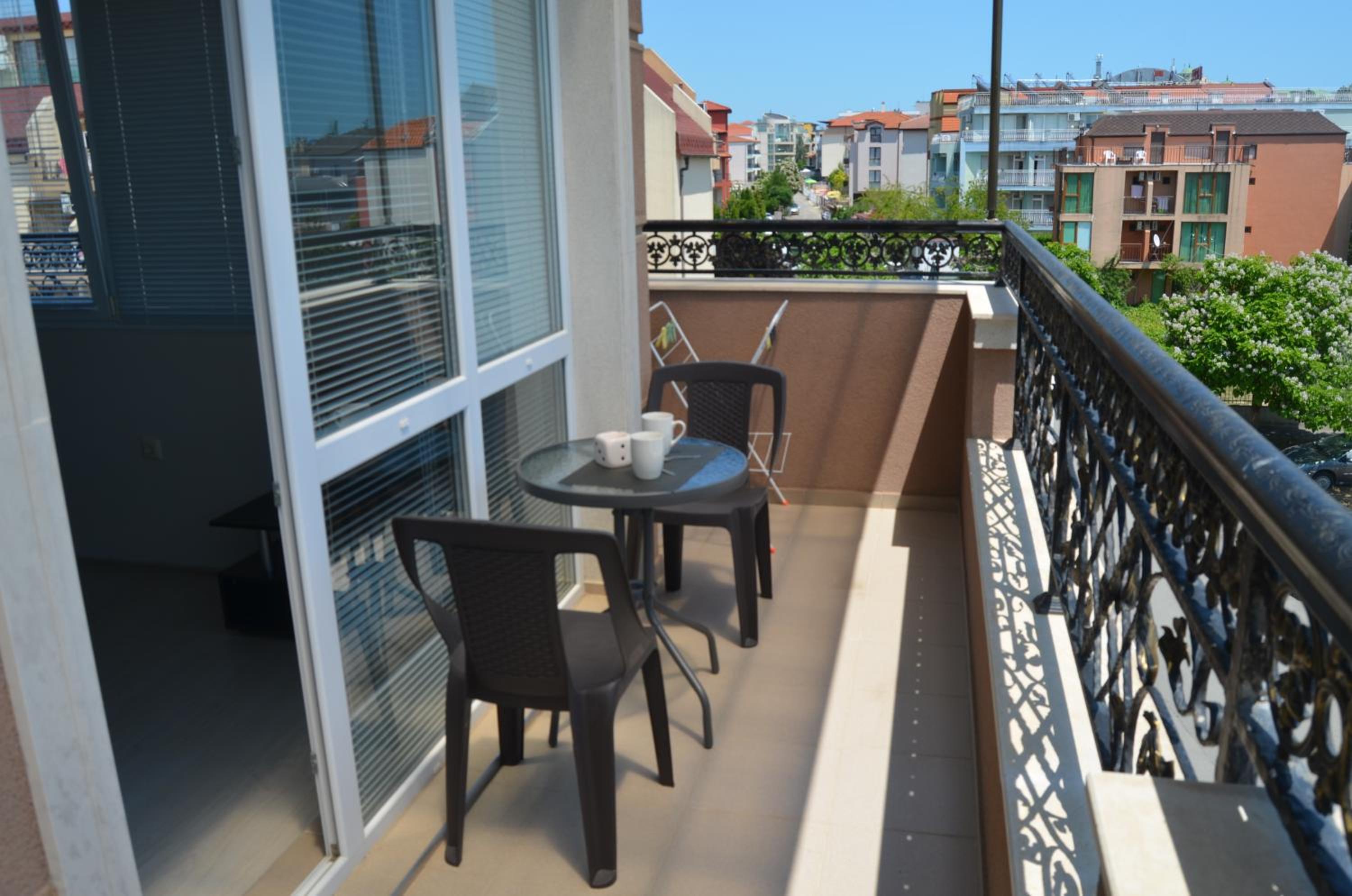 Divela 3 Apartments