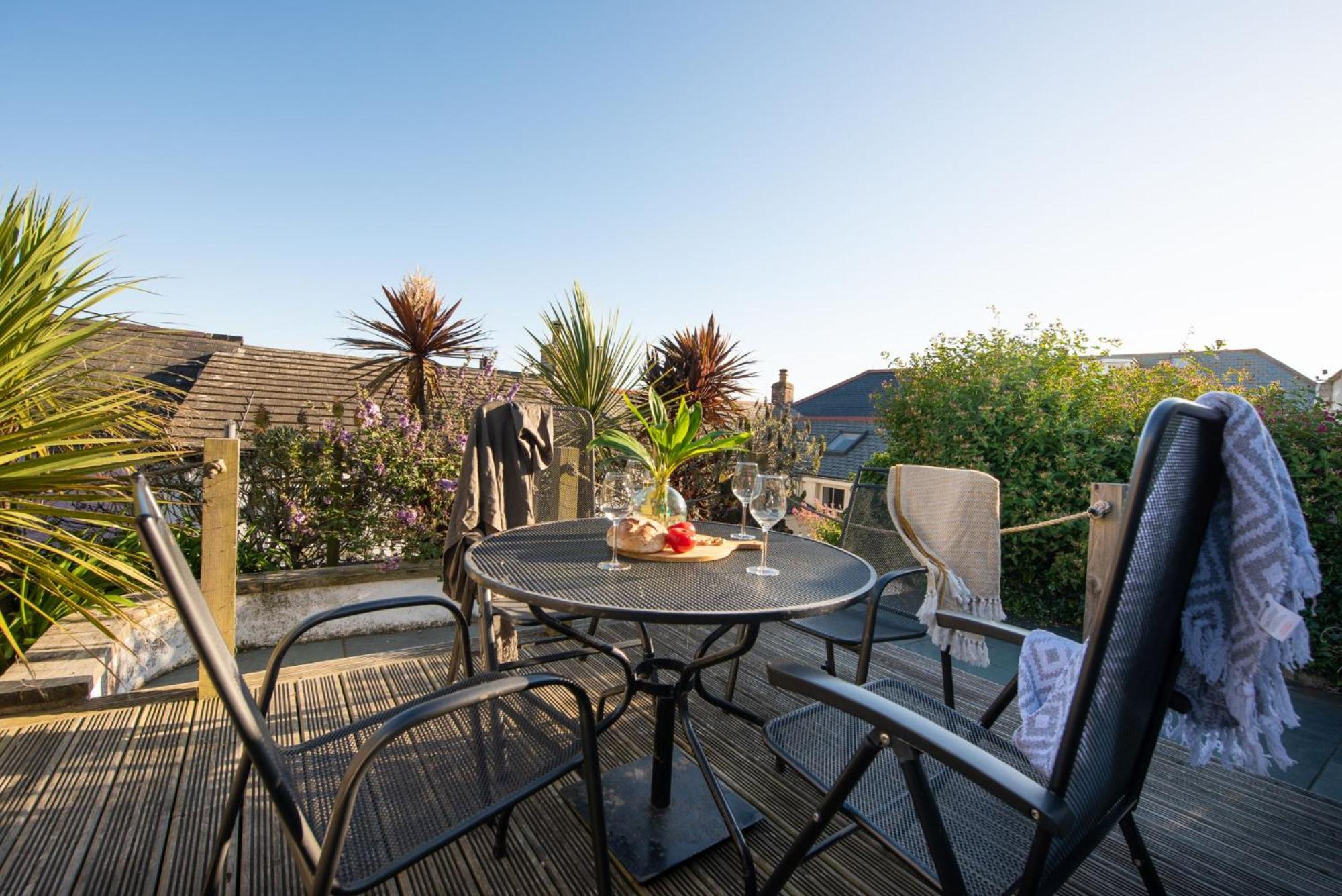 Eastleigh Cottage, Marazion view 3