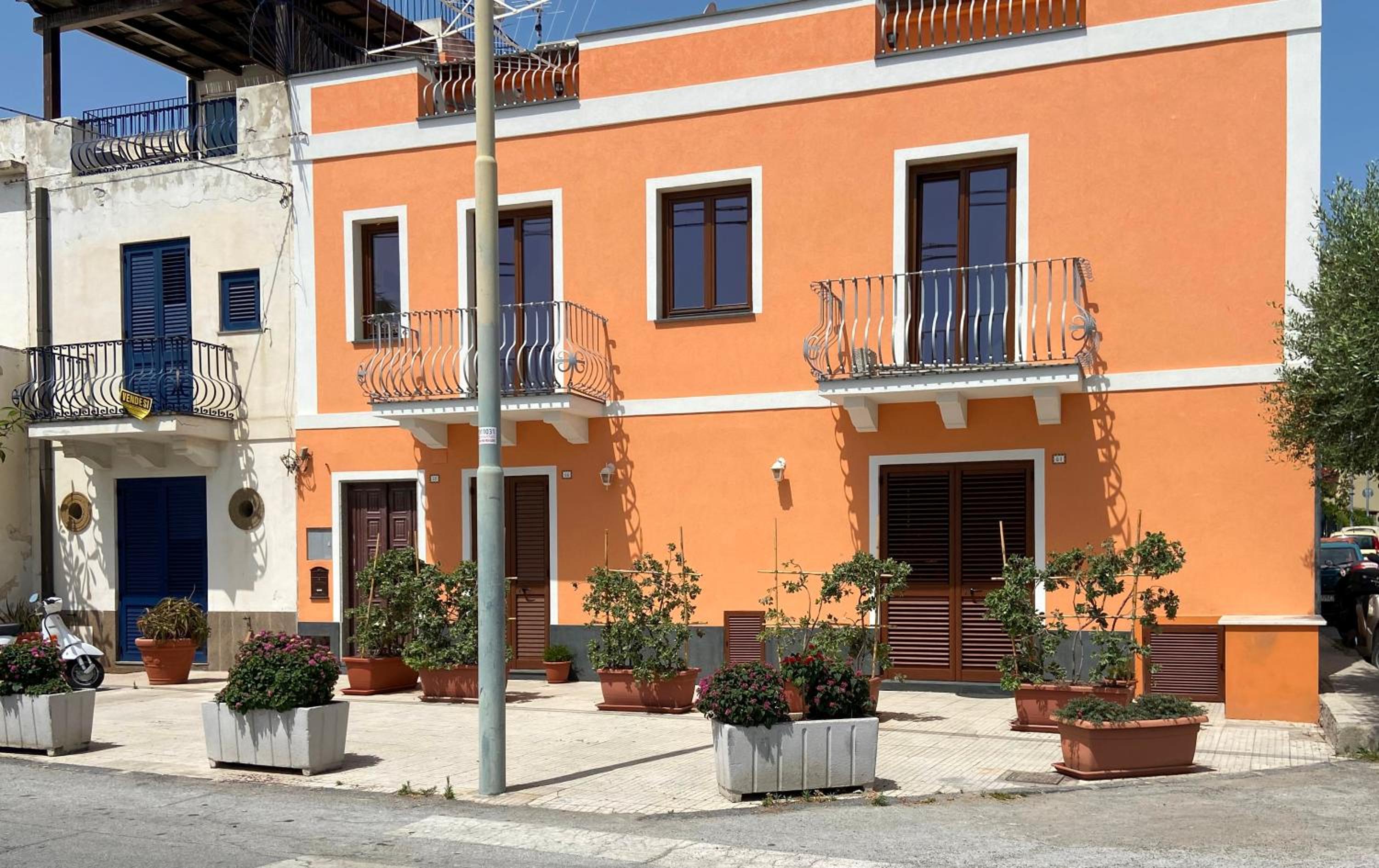 Lipari by the Port (B) - Holiday Housing