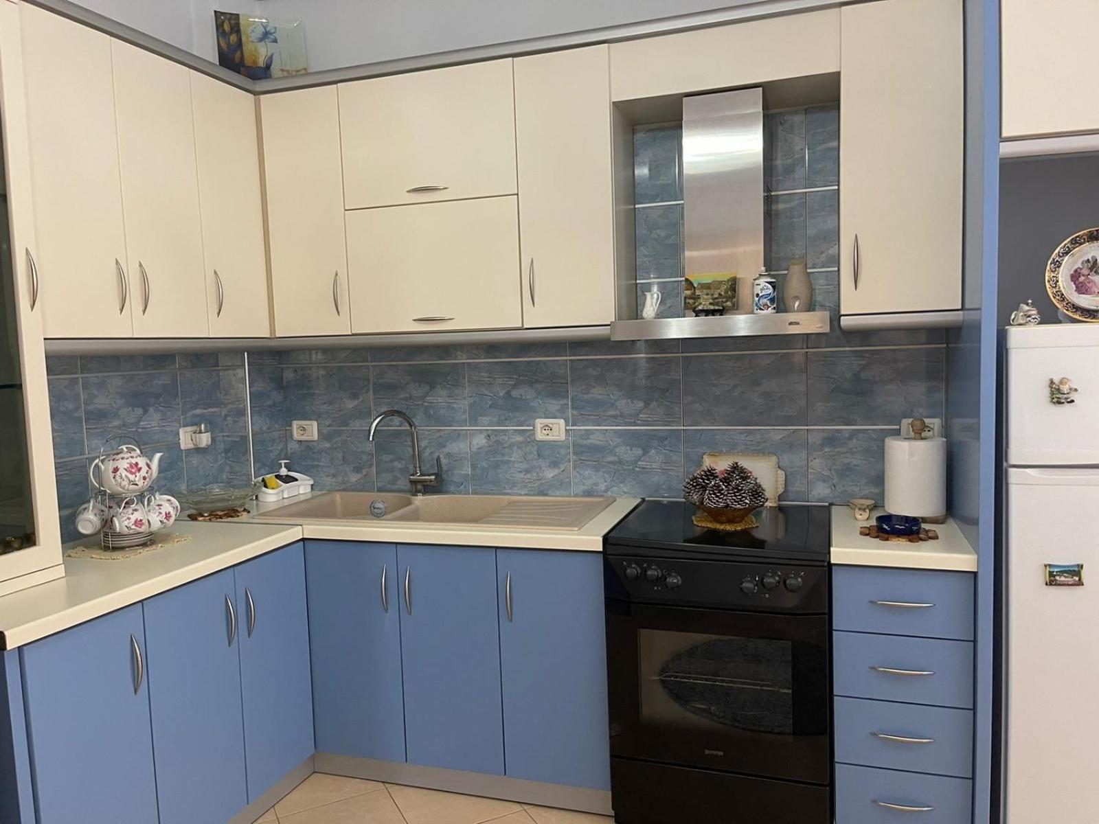 Stavri's Apartment photo 2