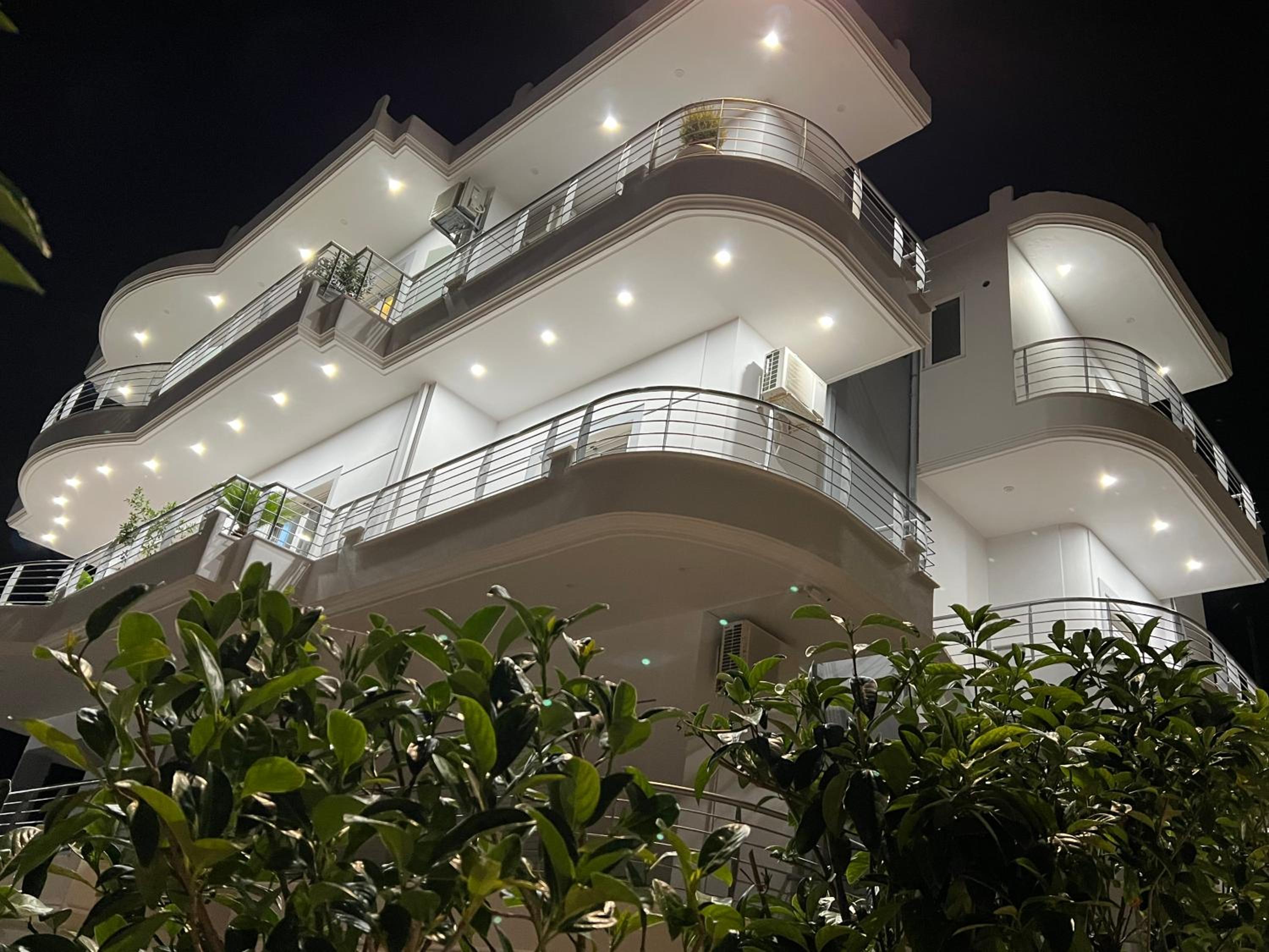 Dani's Apartments