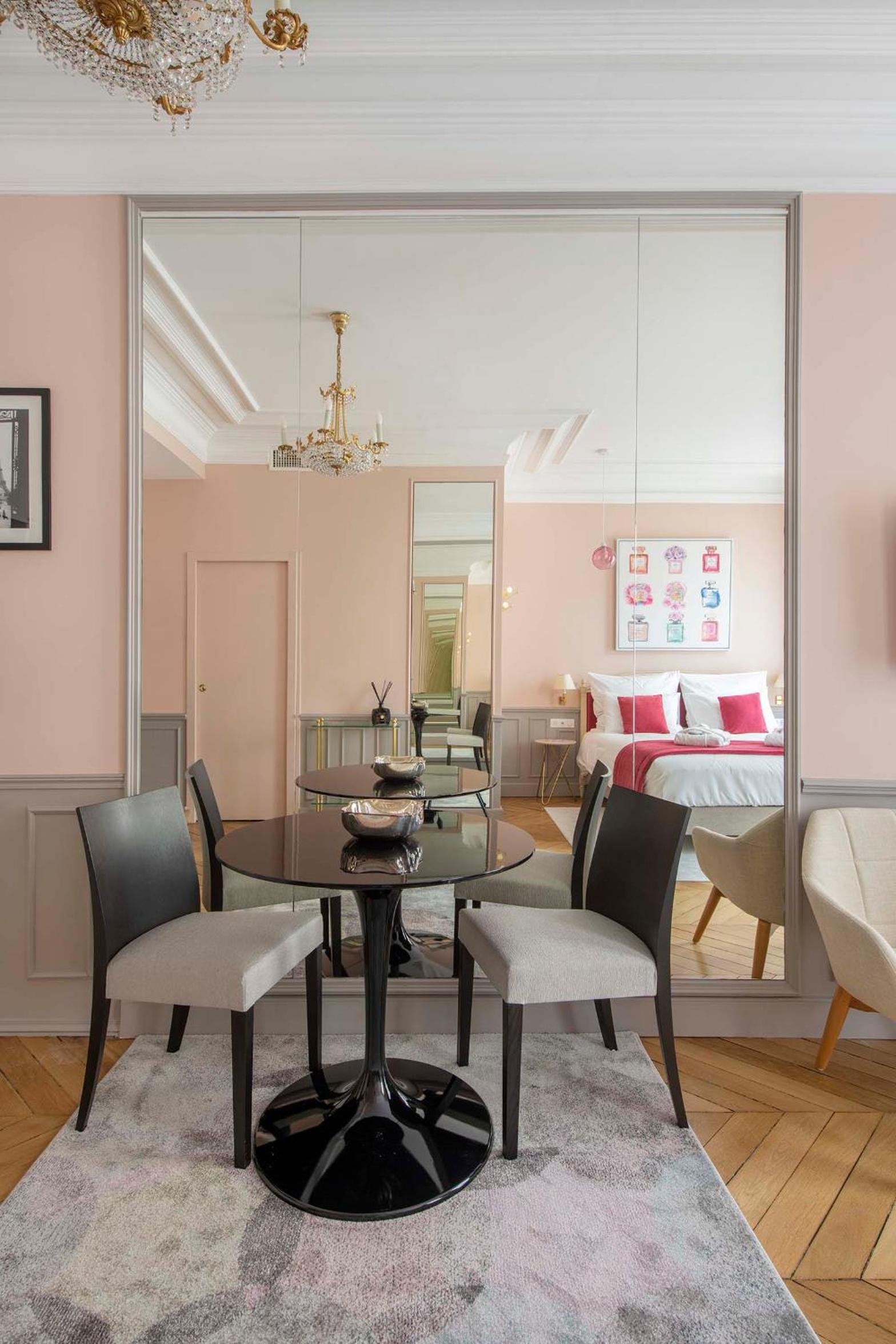 LE BEAU MARAIS - Luxury Apartments, AIR COND, LIFT