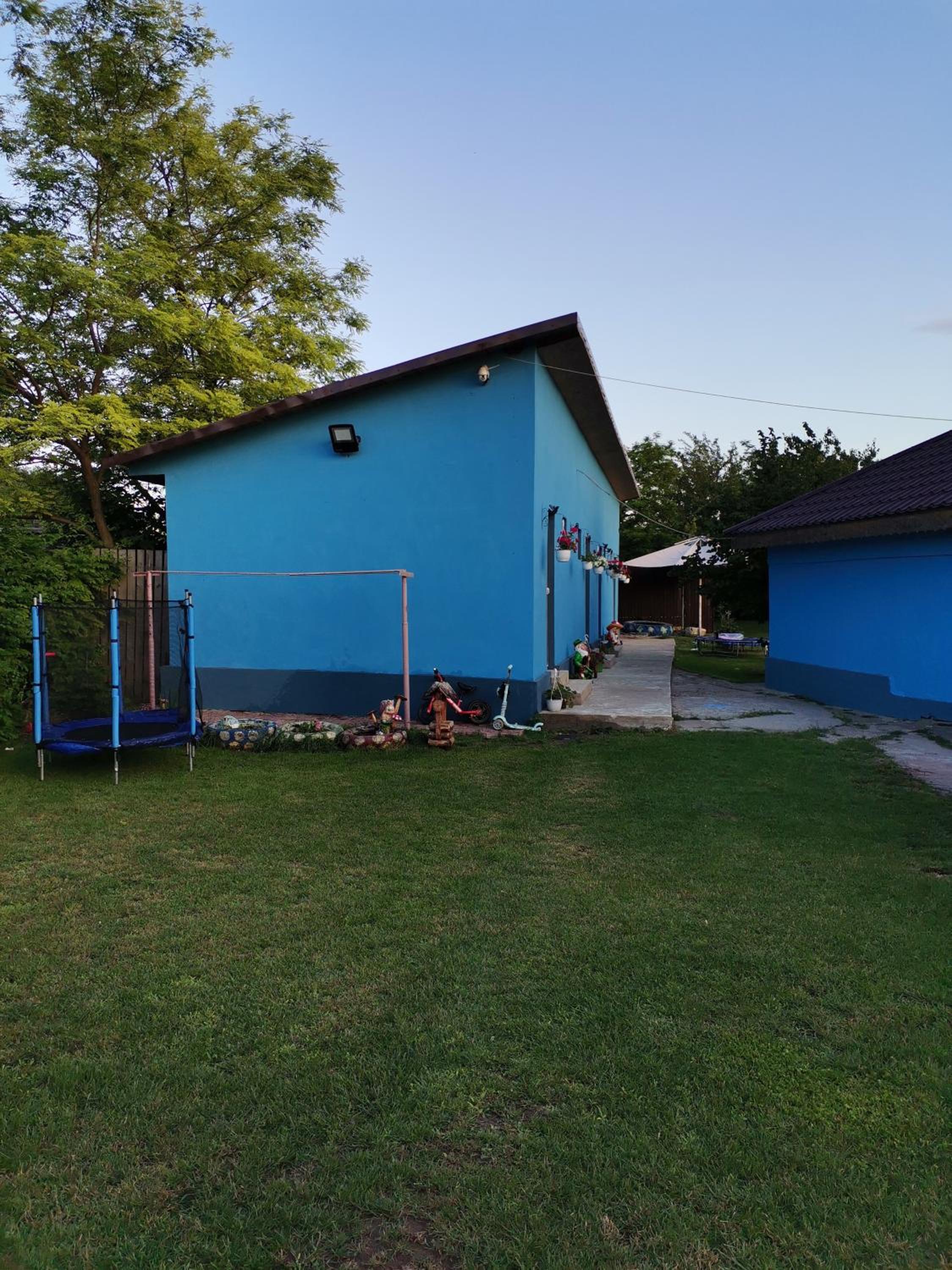Photo 33