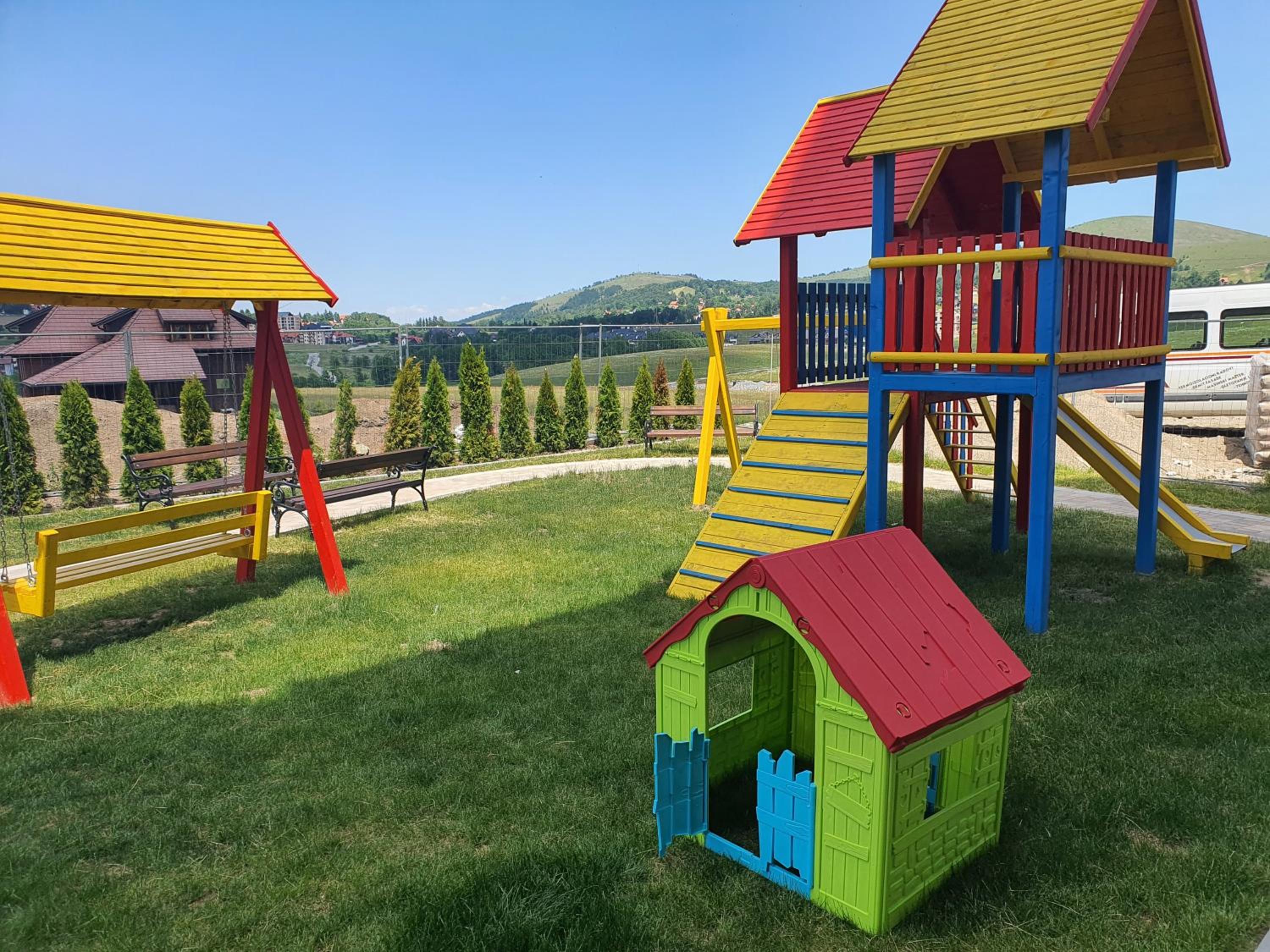 Apartments Mons in Vila Katalina