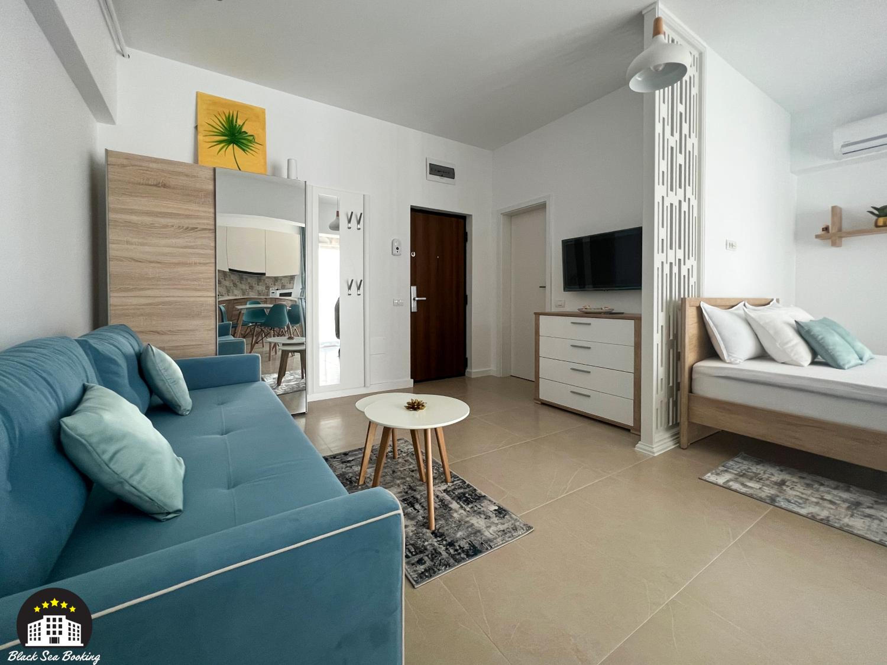 Black Sea Booking - Cleo view 4