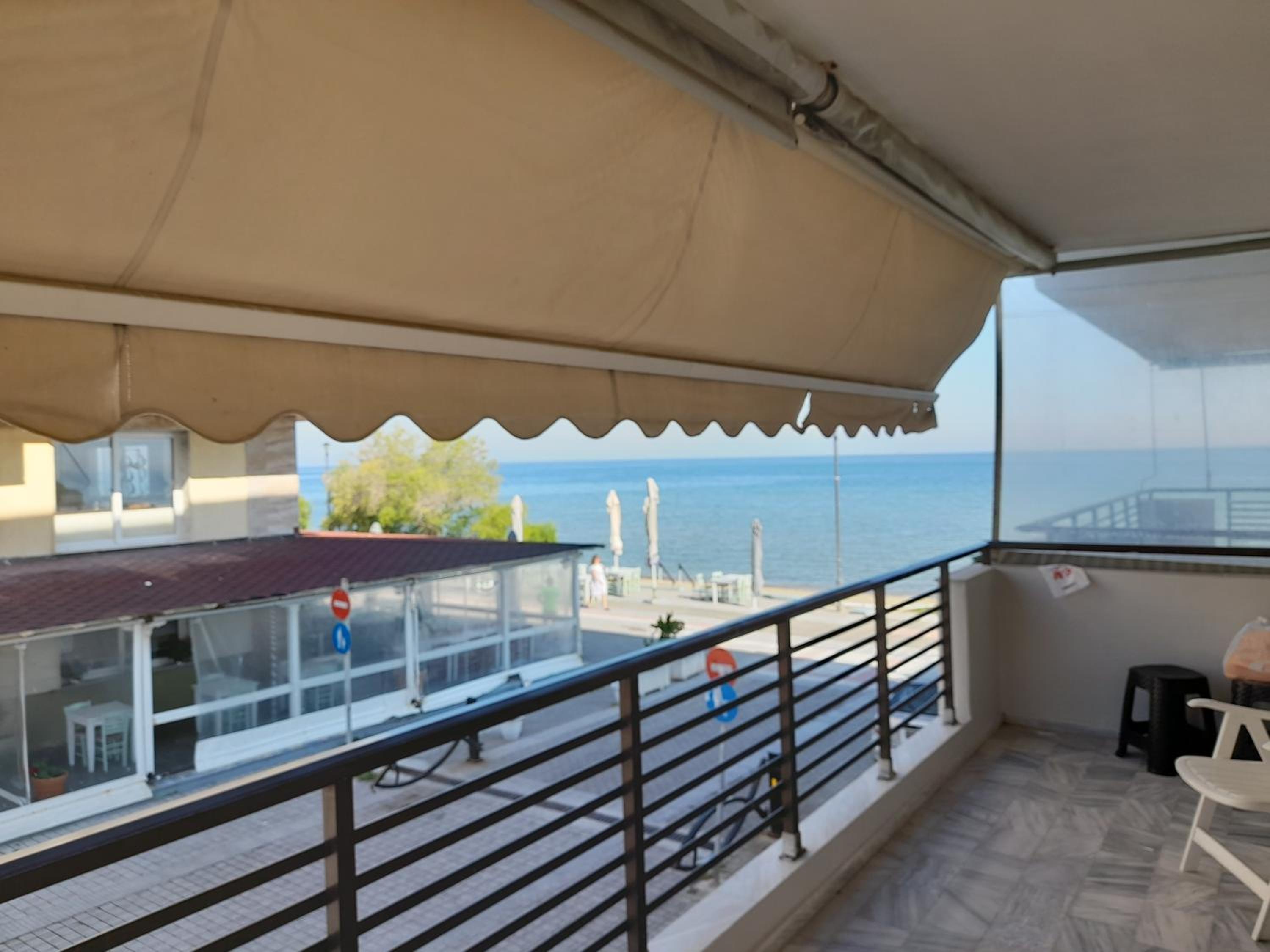 Anna's Seaside Apartment view 4