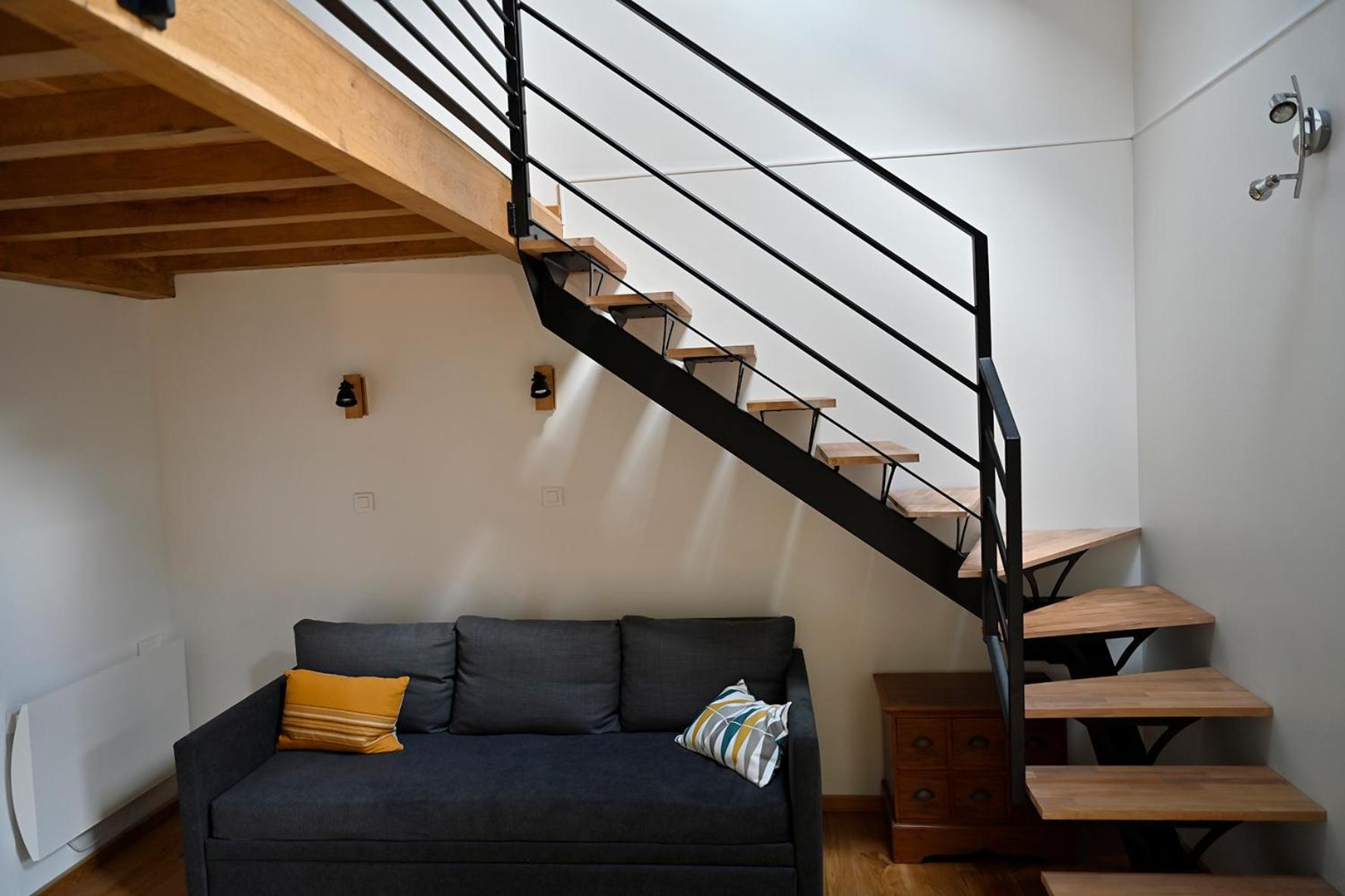 LES CHAMBRES AUX LOUPS view 2