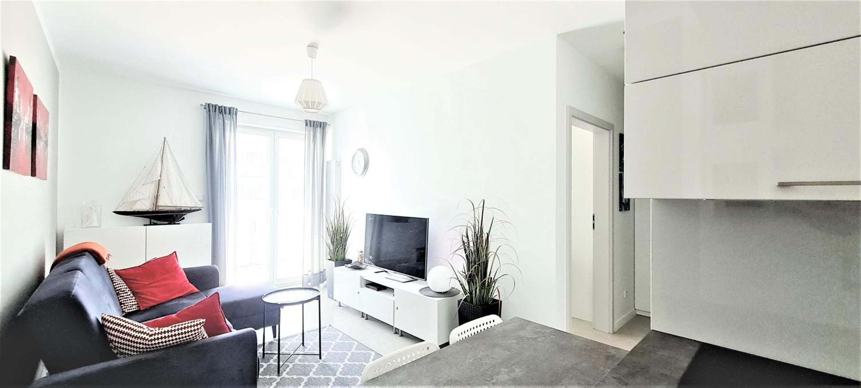 Apartment 1A