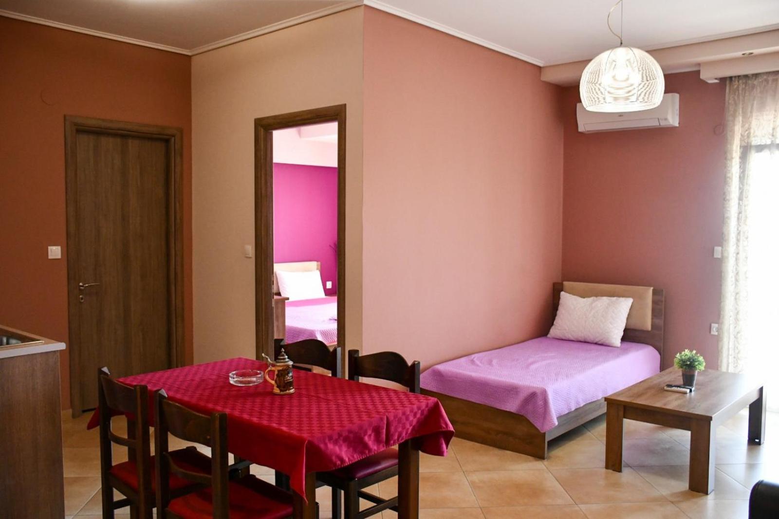 Doukas Apartments