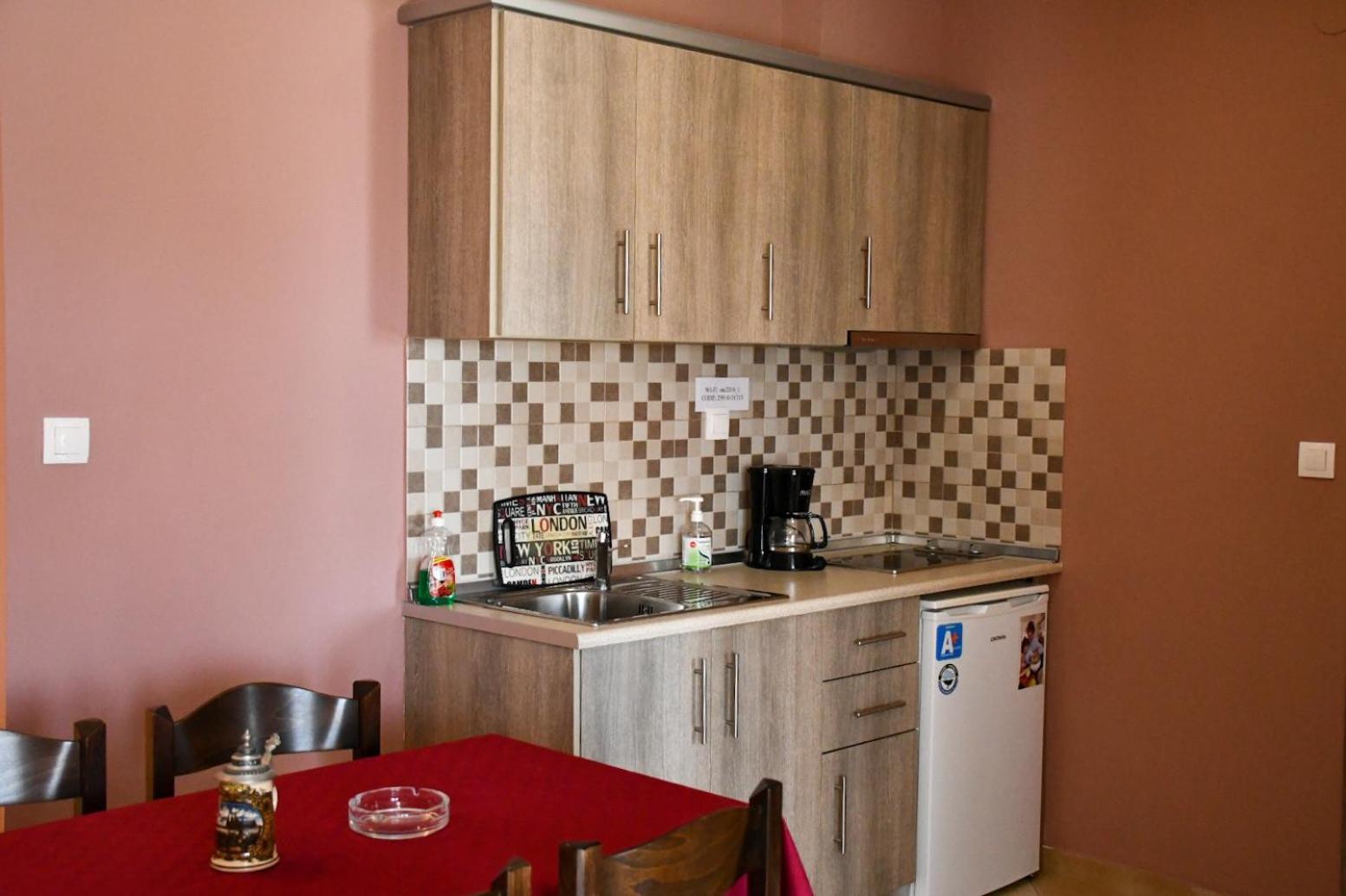 Doukas Apartments