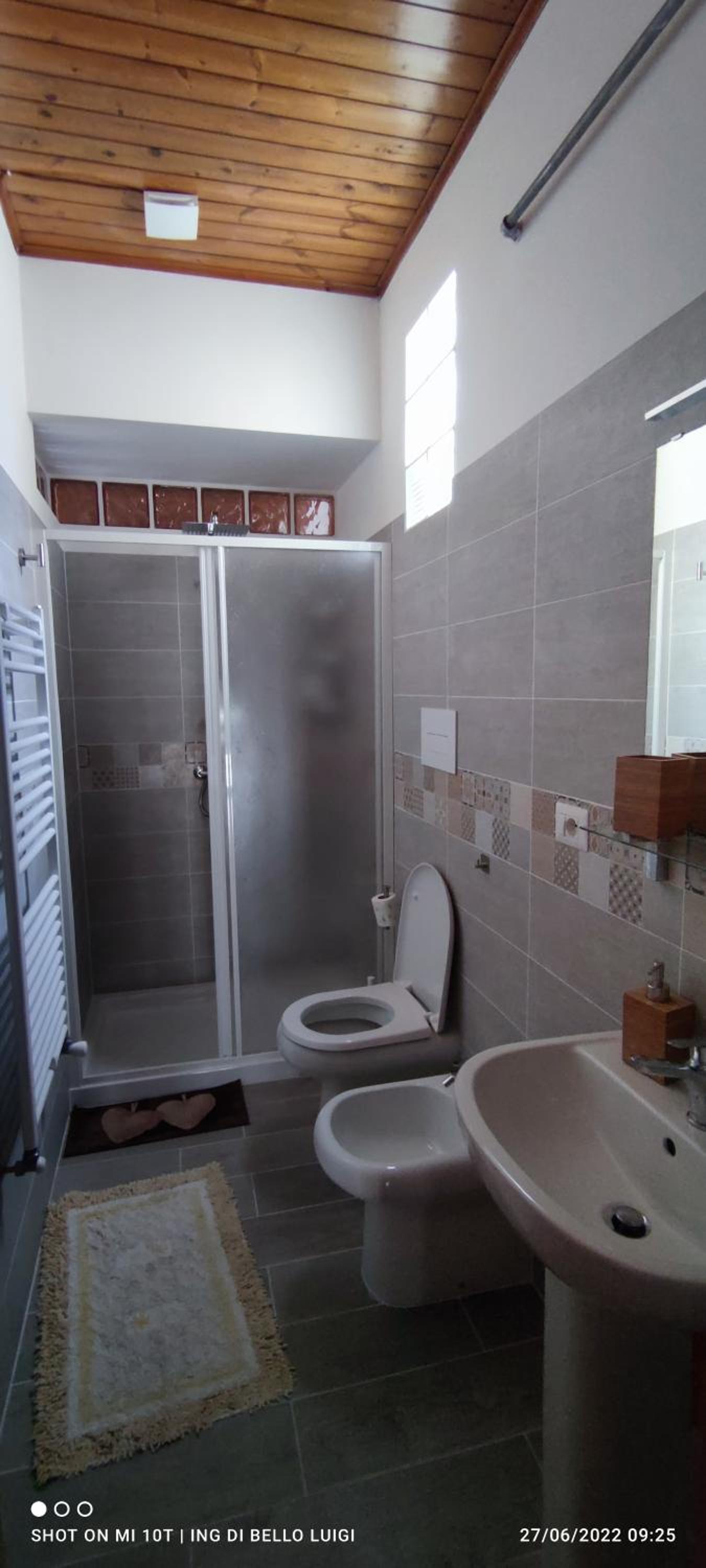Photo 32