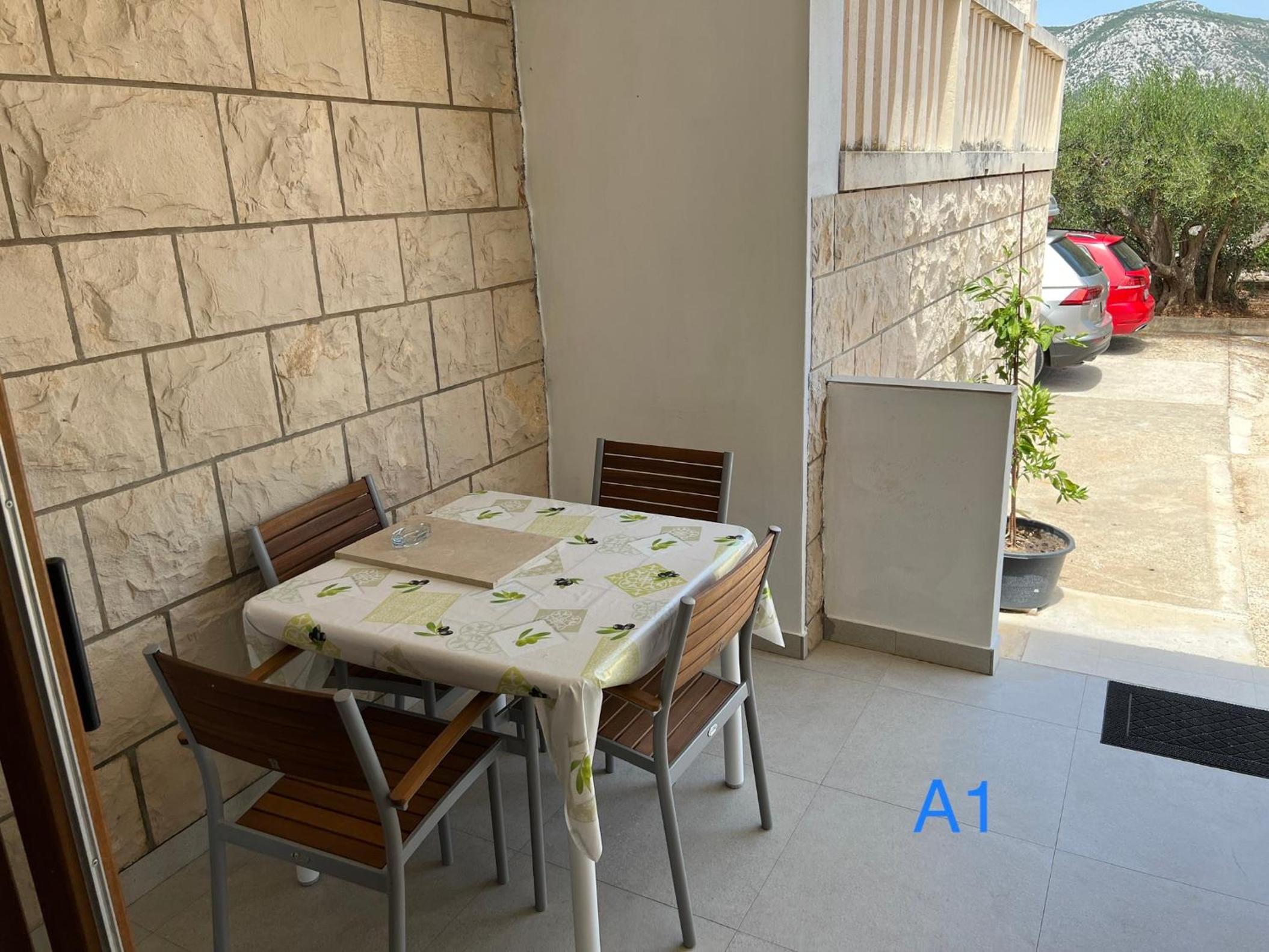 Apartmani Tonko view 2