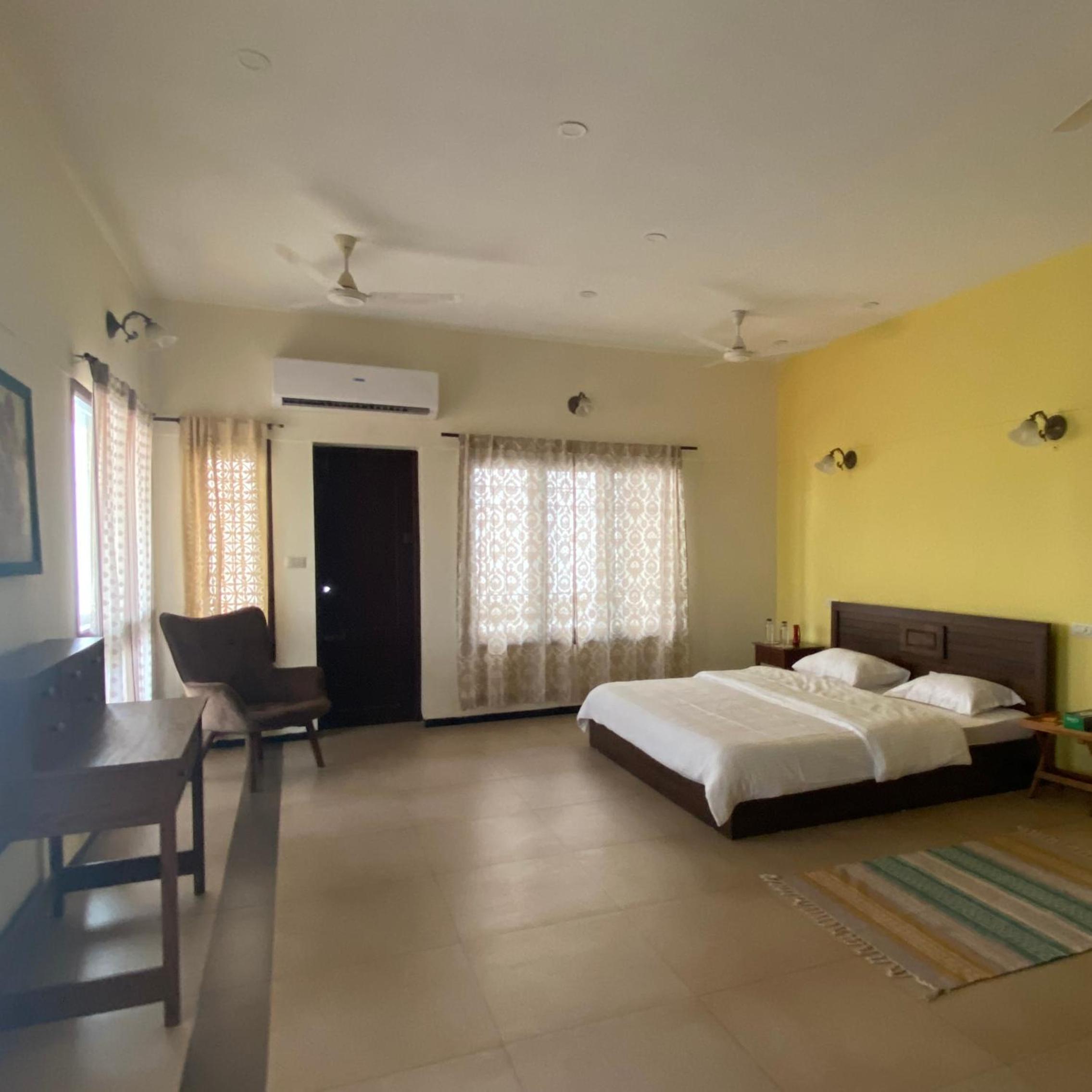 Costa Verde Luxury Seafront Villa