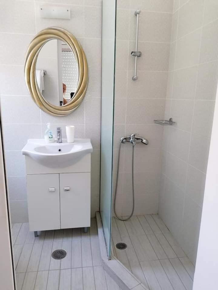 Olga Studios Apartment