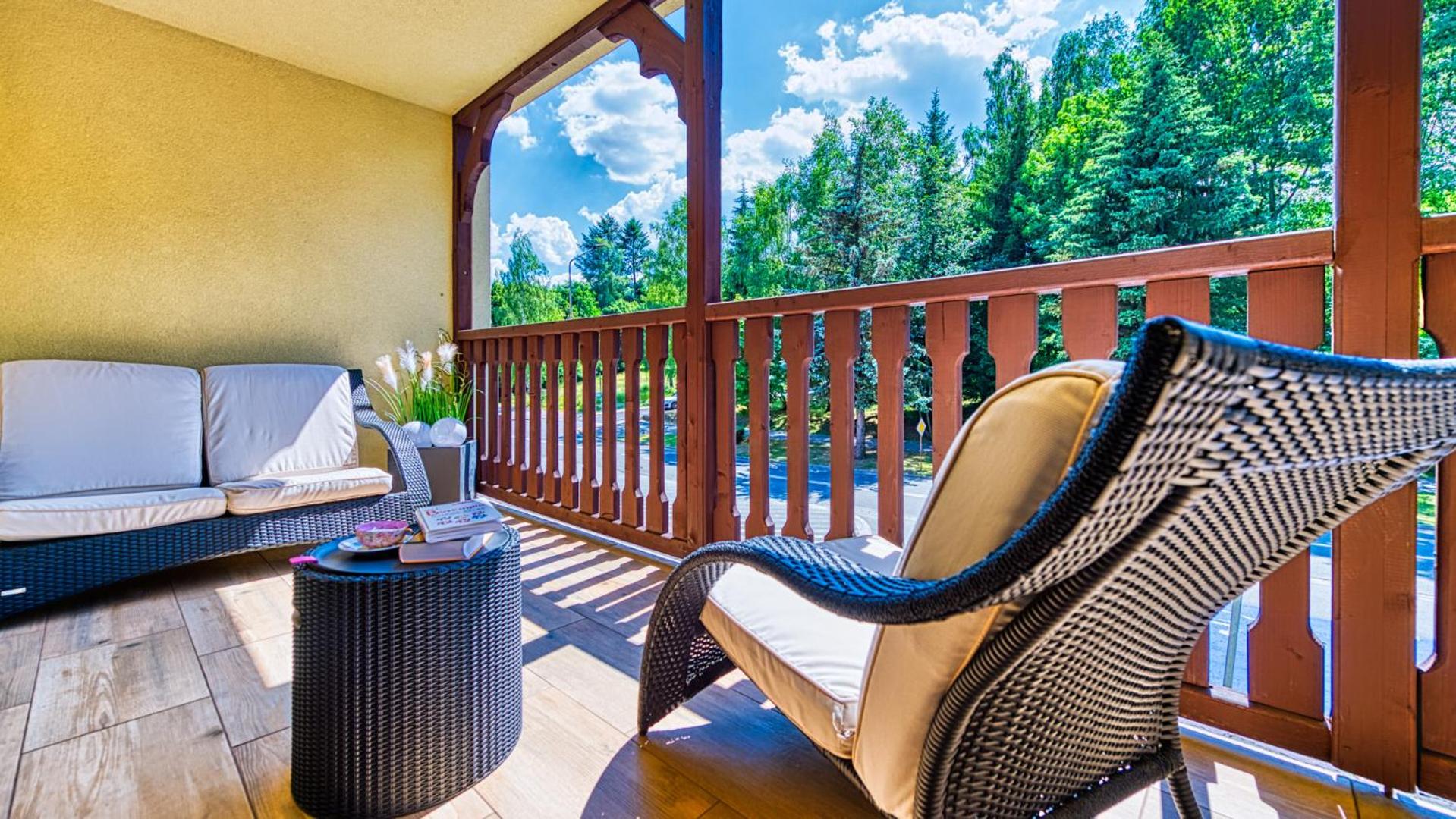 Apartamenty Centrum - Wyszyńskiego 9 by Royal Aparts view 4