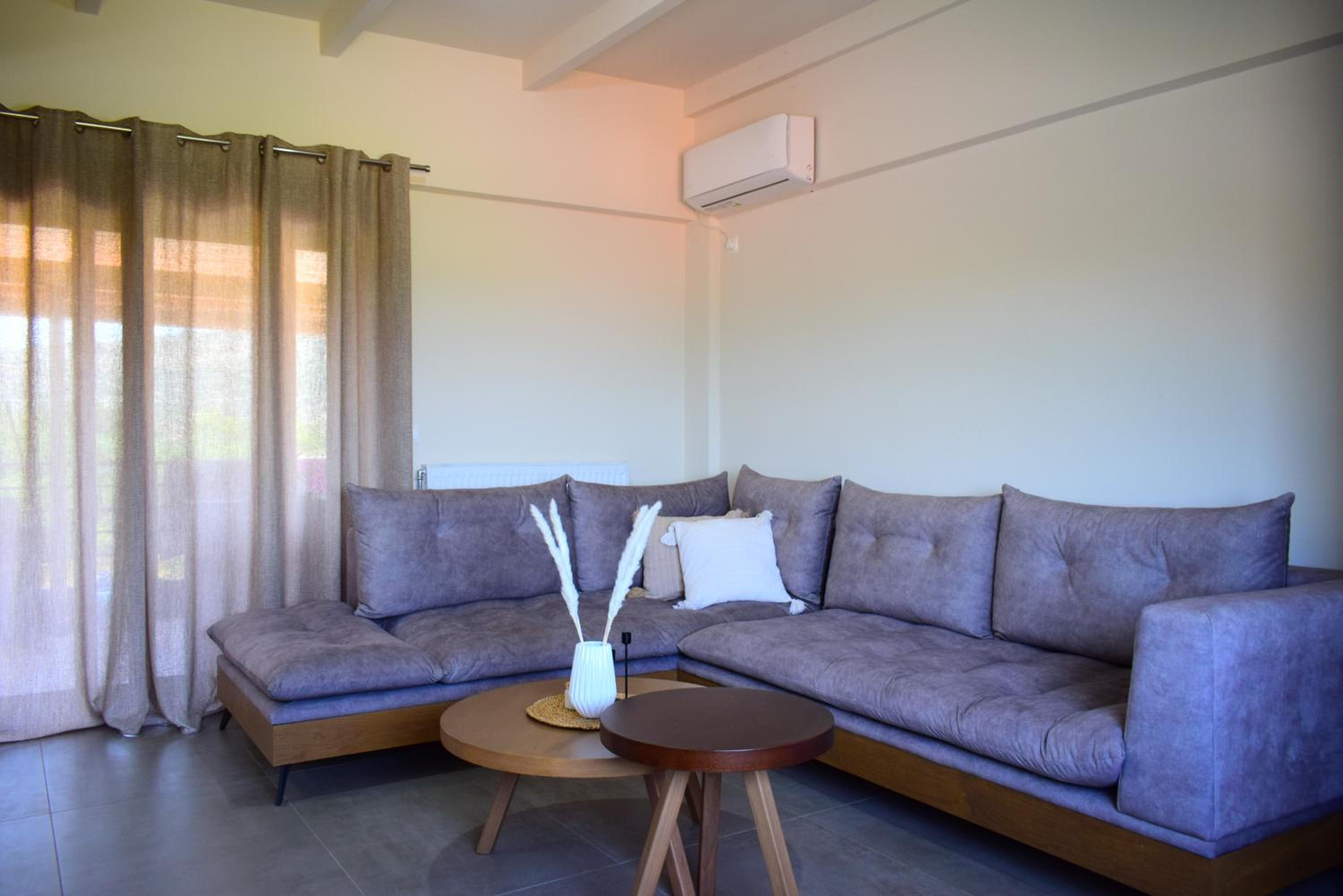 Villeta Nikol "Calmness" photo 3