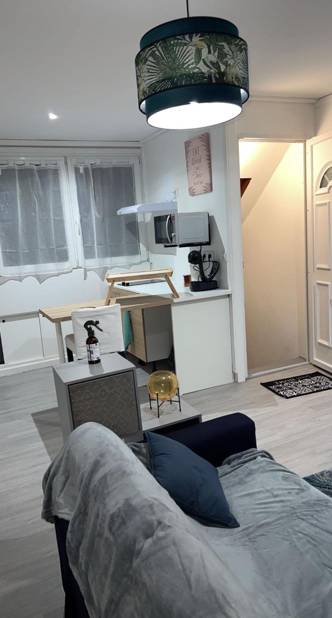 Appartement moderne refait à neuf proximité centre ville et plage