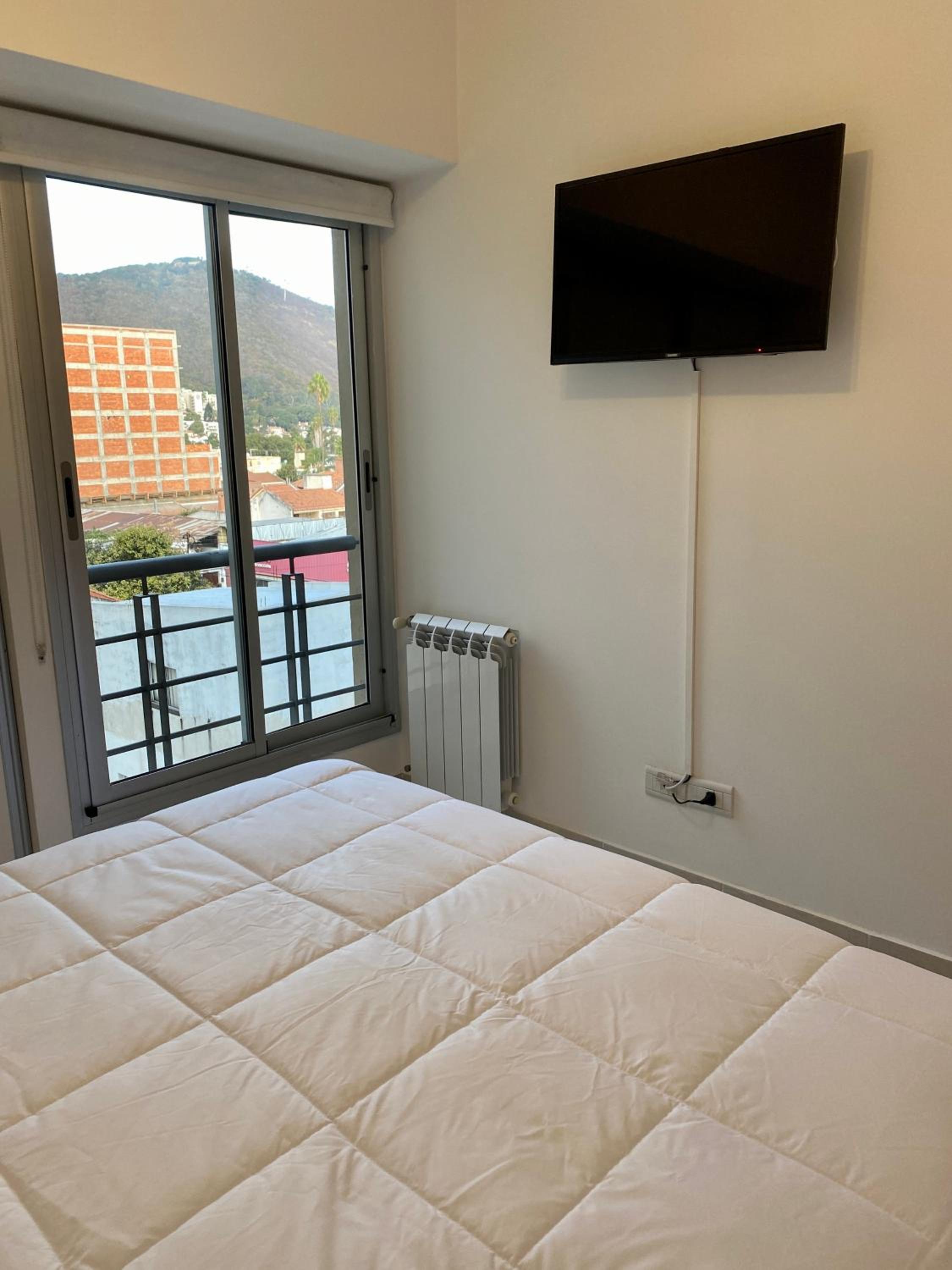 DEPTO ALSINA 352 4C