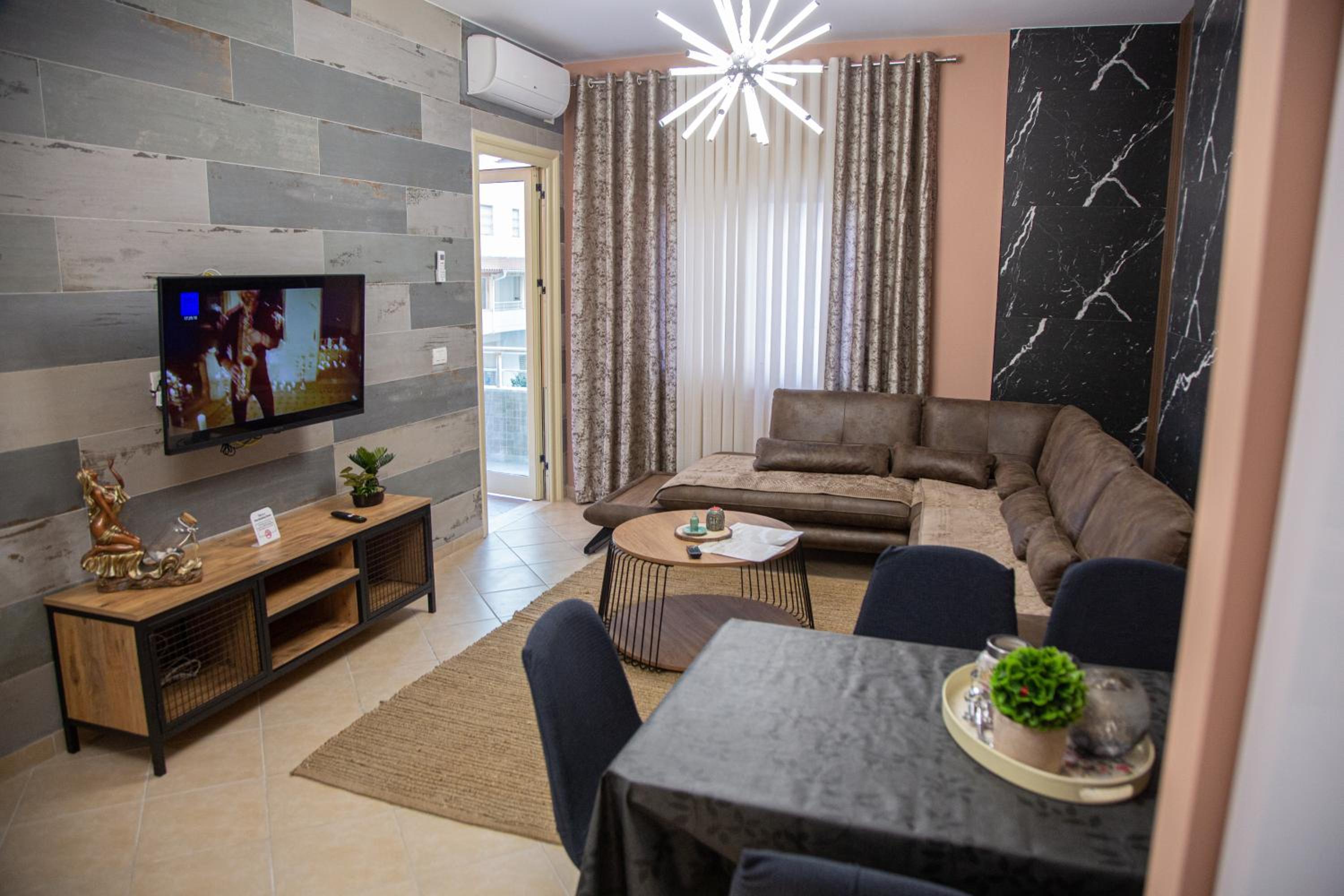 Gloria's Apartment Lungomare Vlore