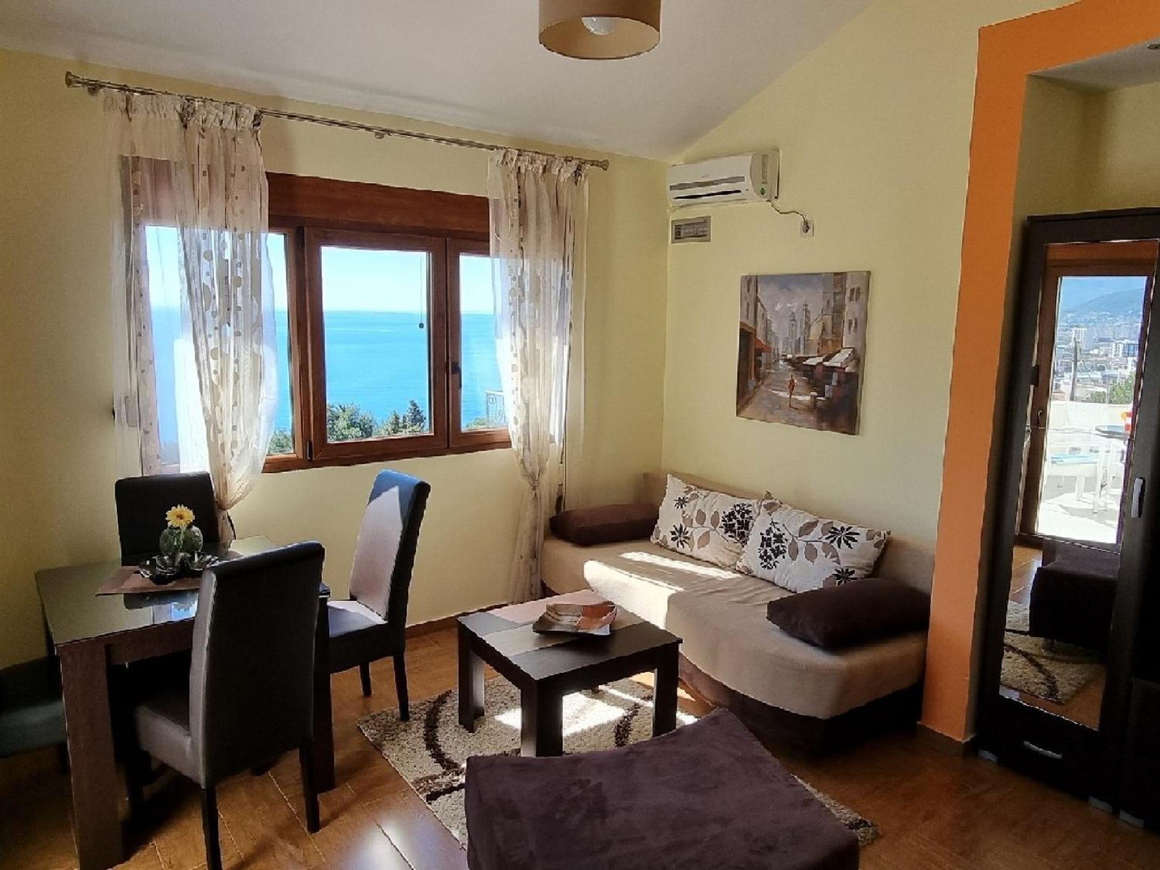 Villa Perla with Sea View