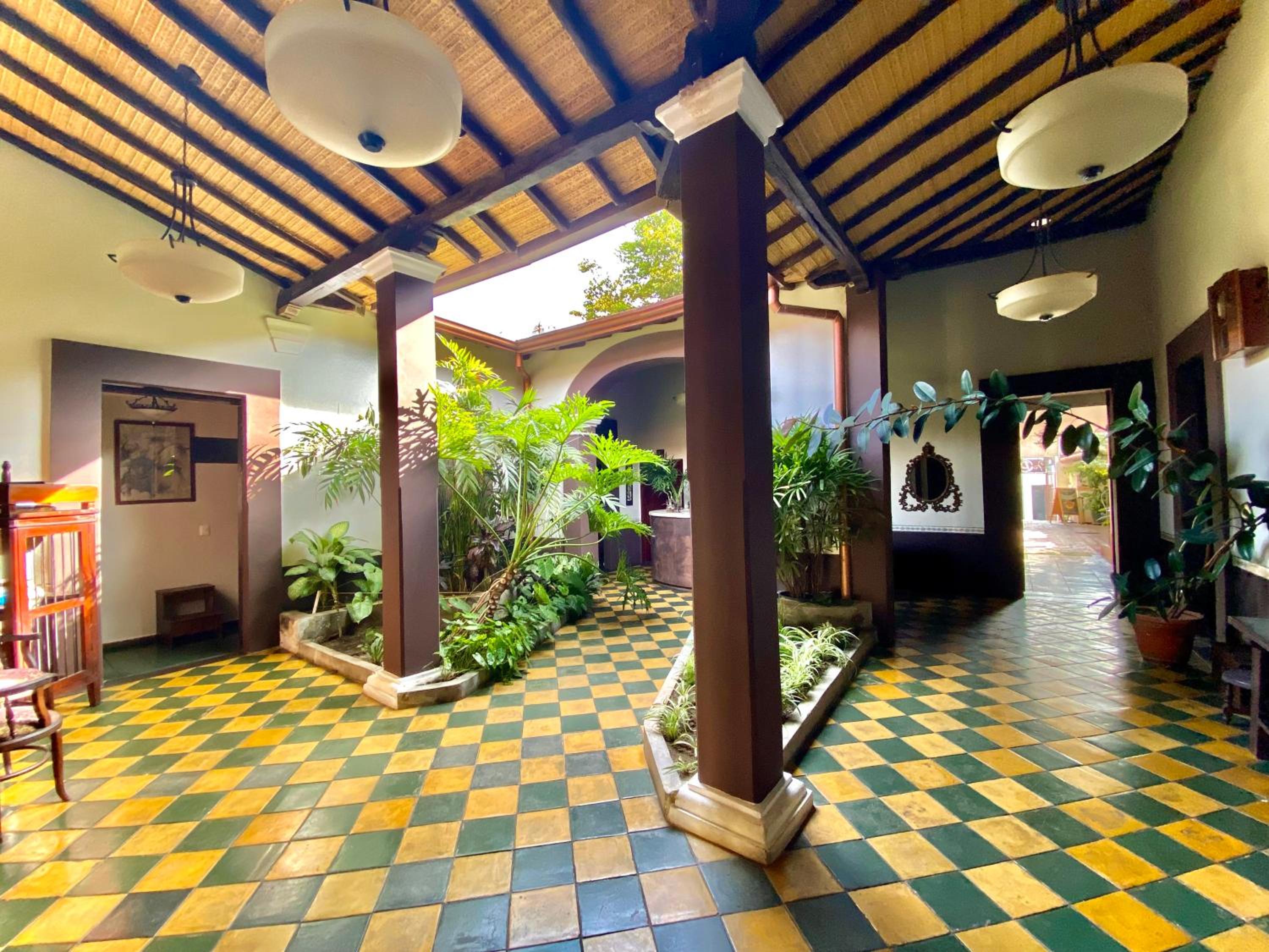 restaurant