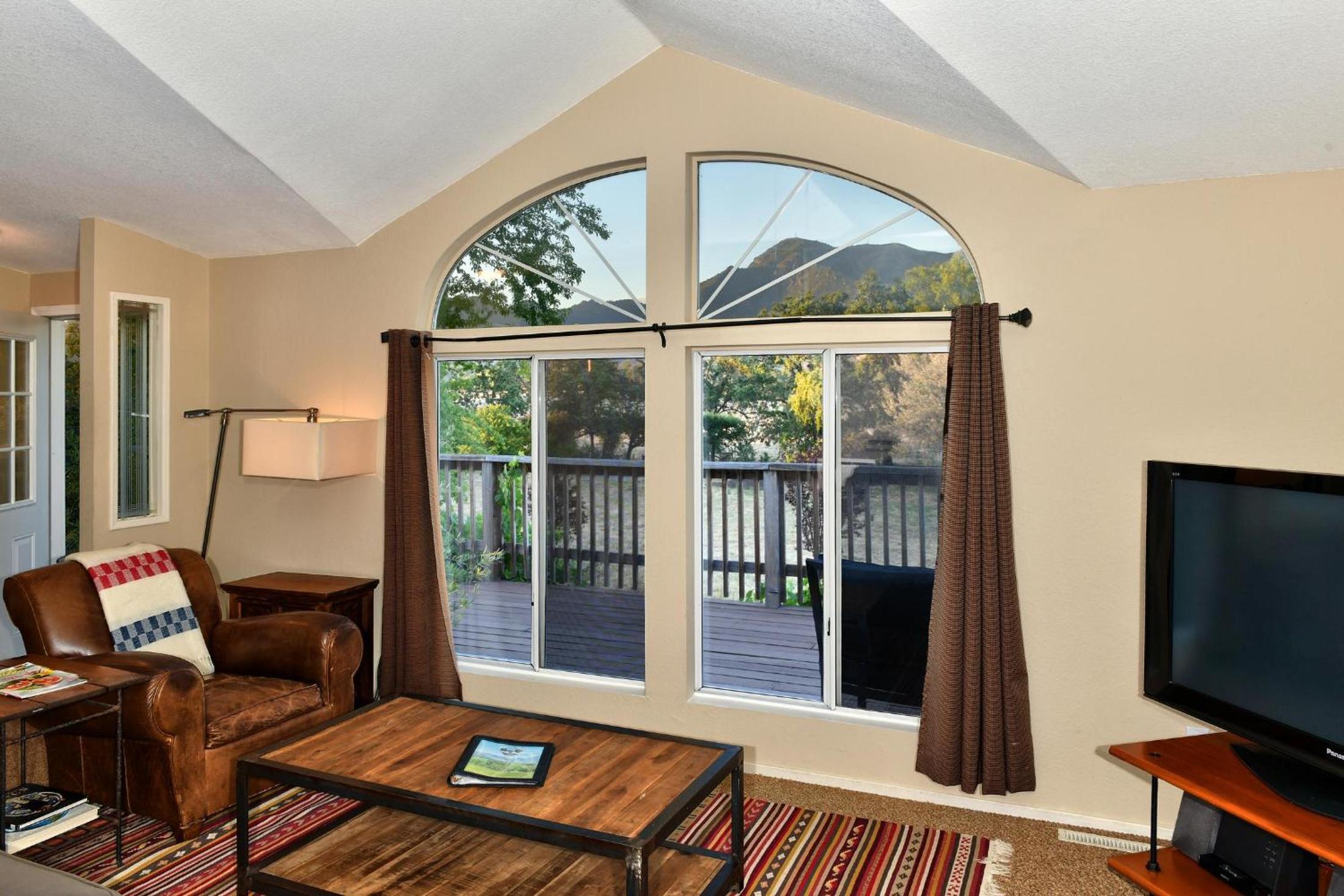 Calistoga Vineyard Getaway
