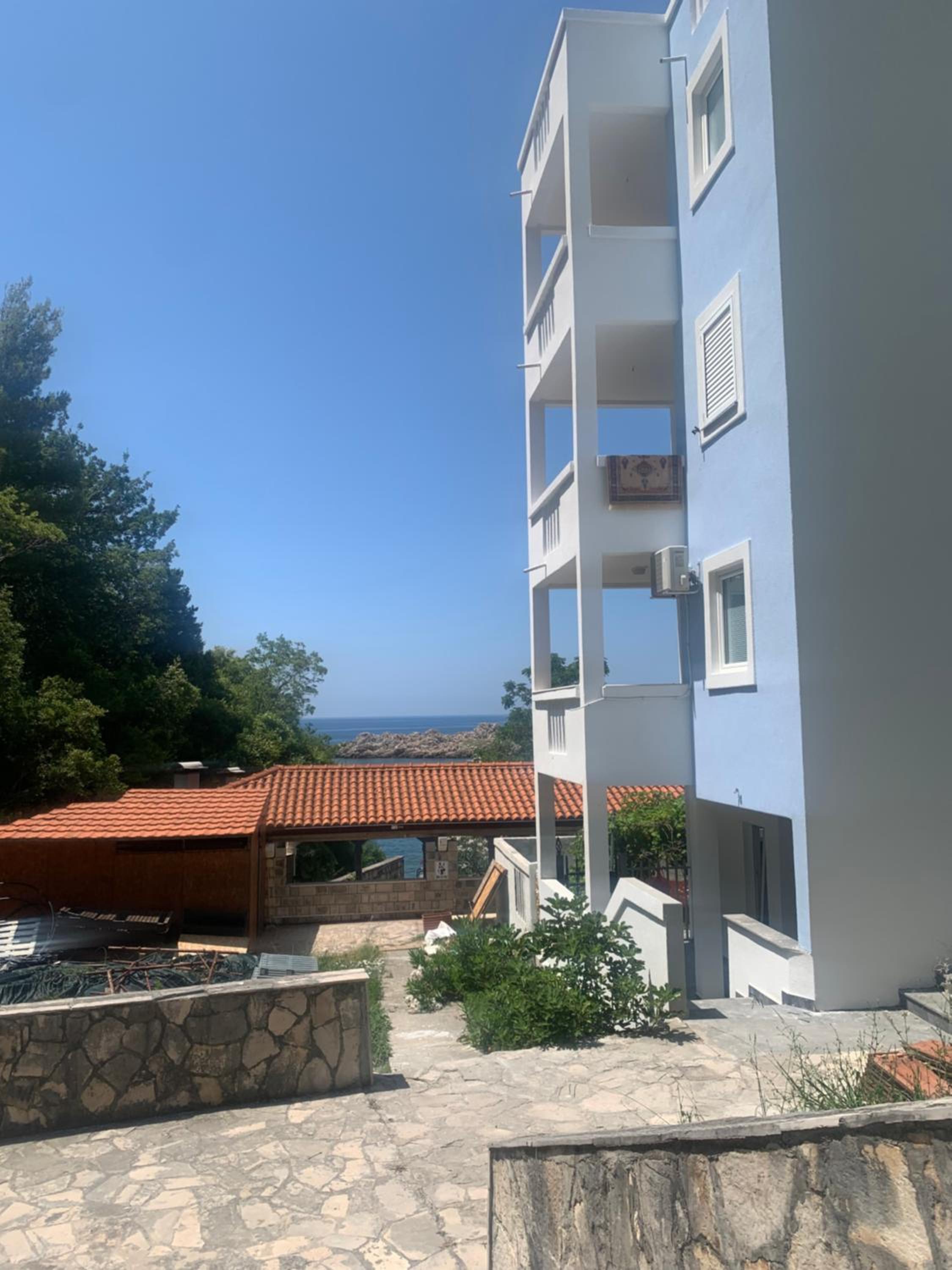 Hotel Sv. Stefan Sea View - Image 1