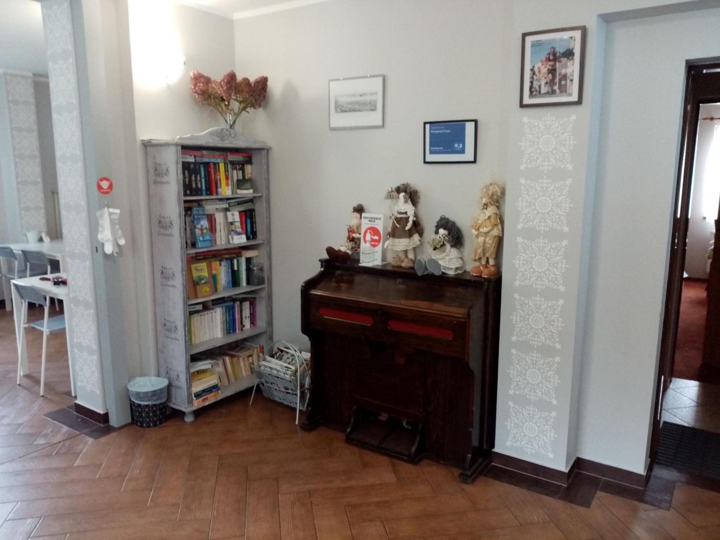Photo 48
