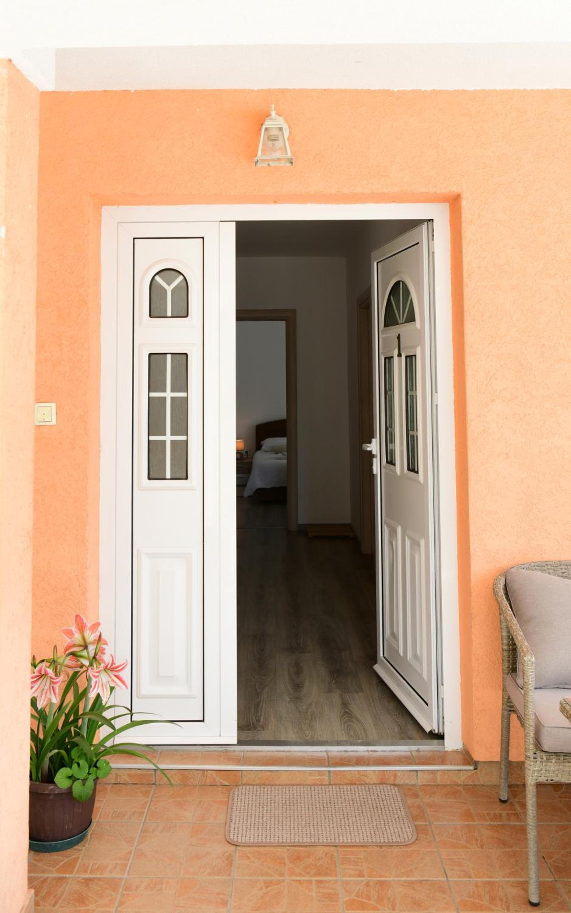 Apartman Dorijan view 4