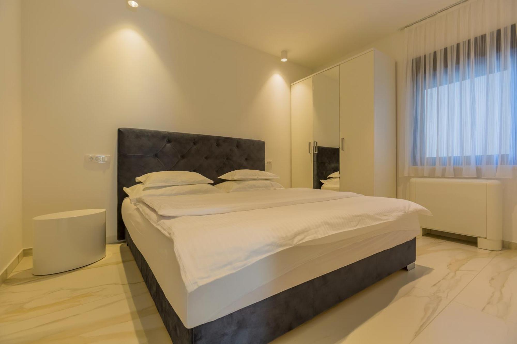 Villa Allegra Luxury Apartments view 2