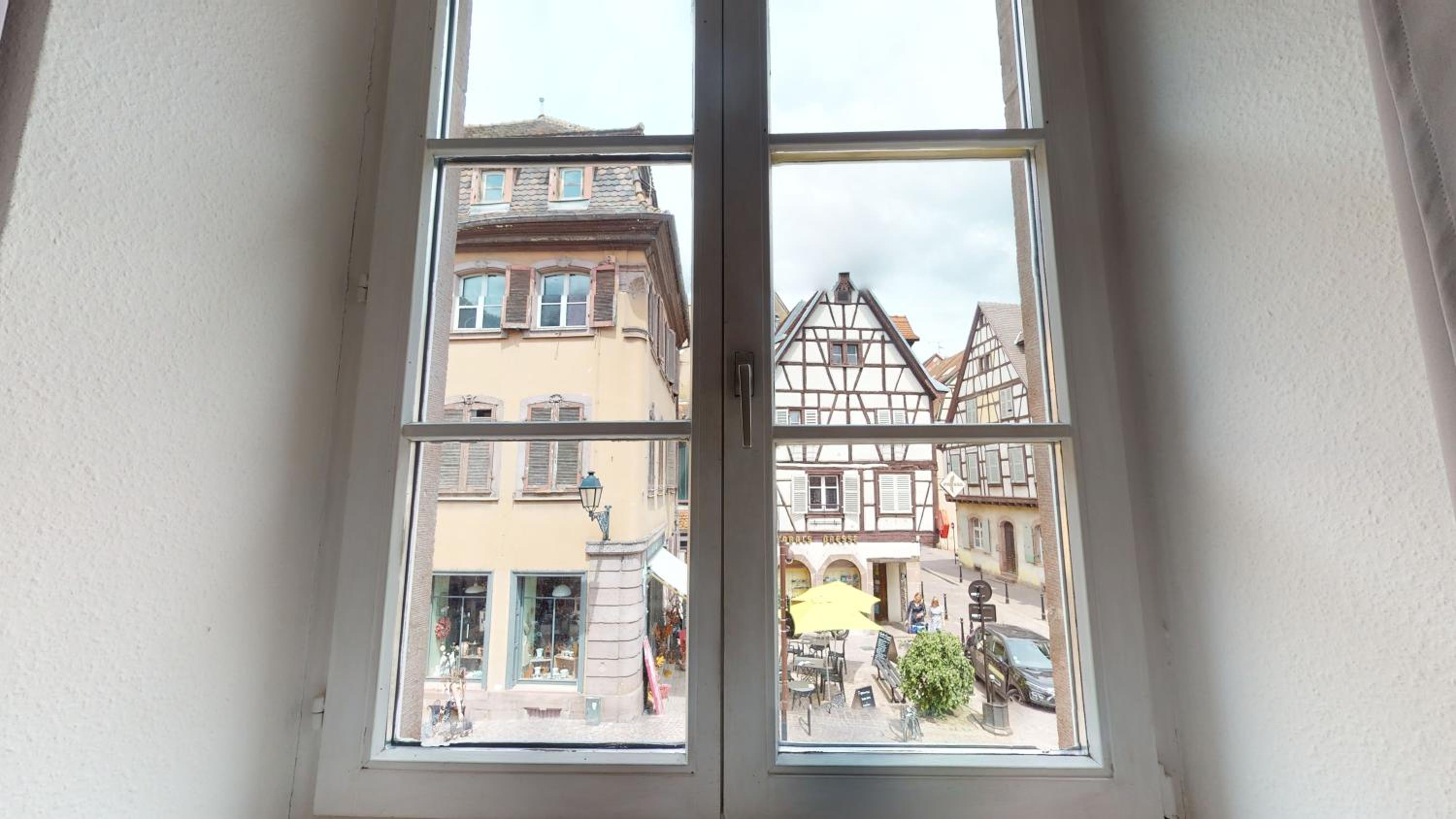 Appartment PETITE VENISE centre historique view 2