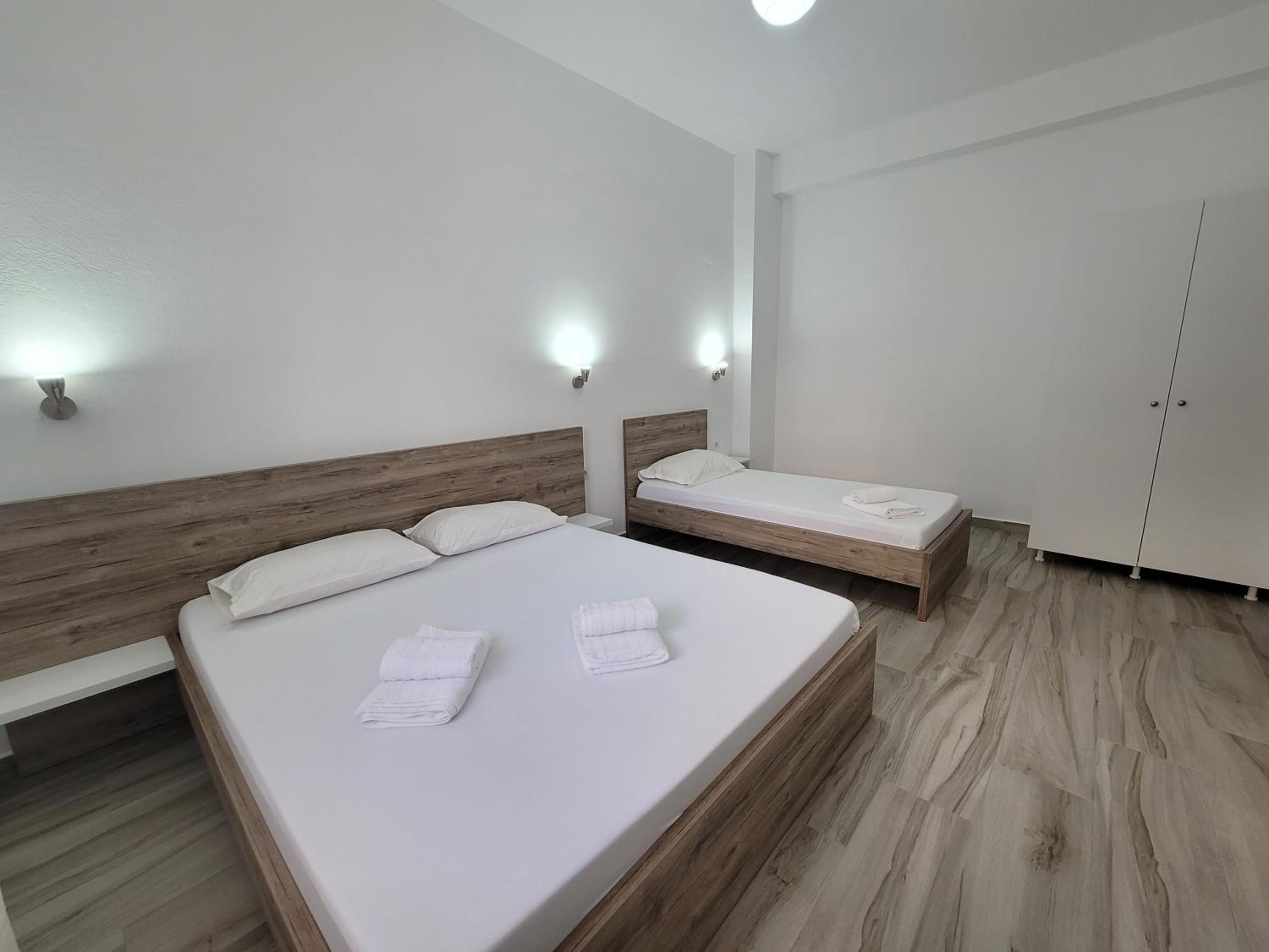 M&J Home